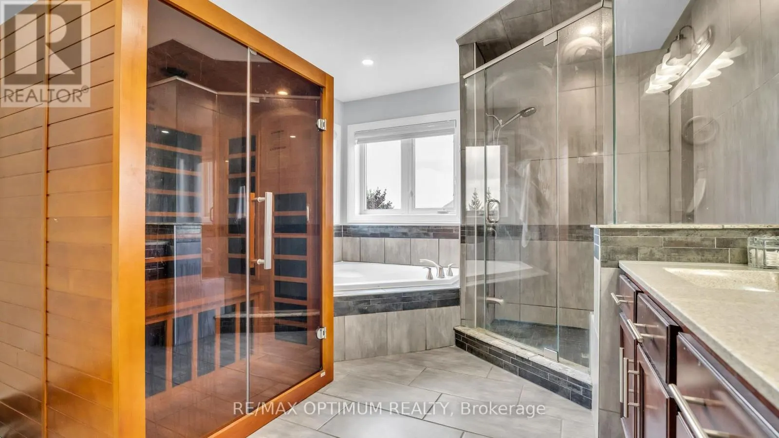 82 PENBRIDGE CIRCLE