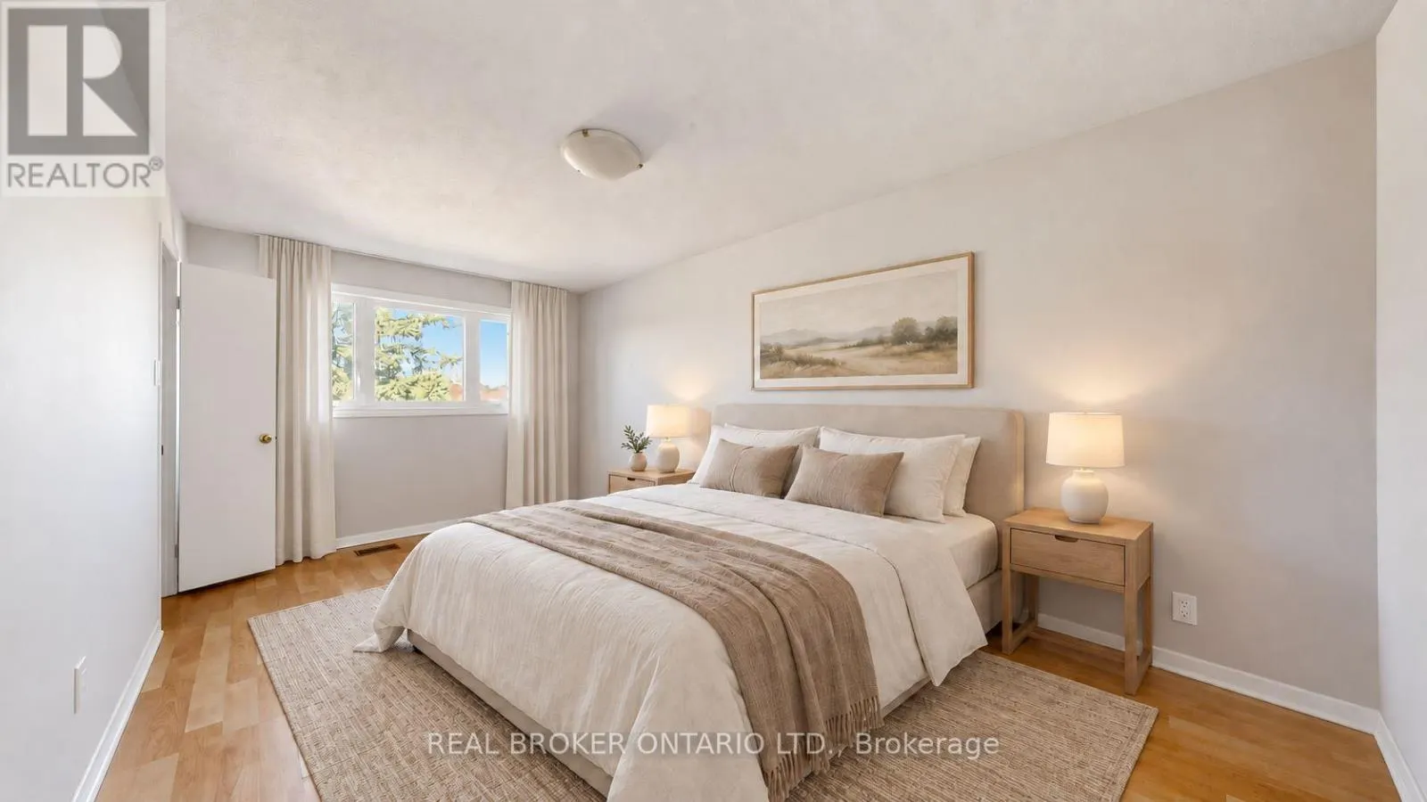33 FOUNTAINBRIDGE DRIVE