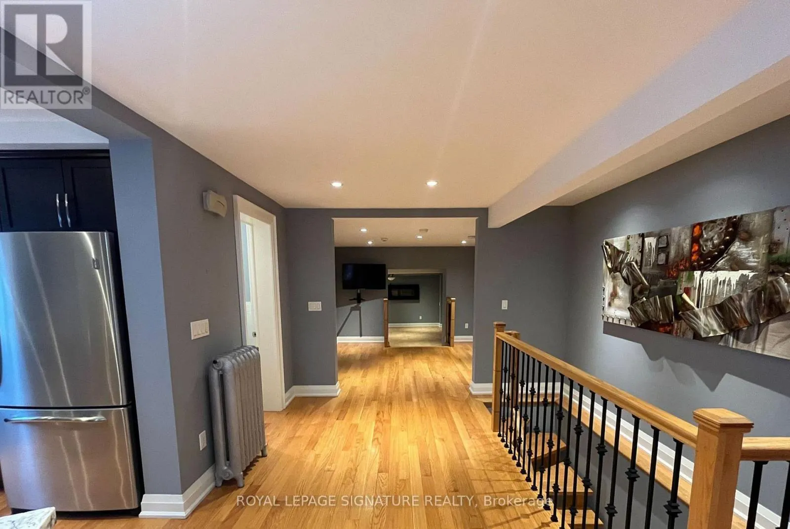 23 ABBS STREET