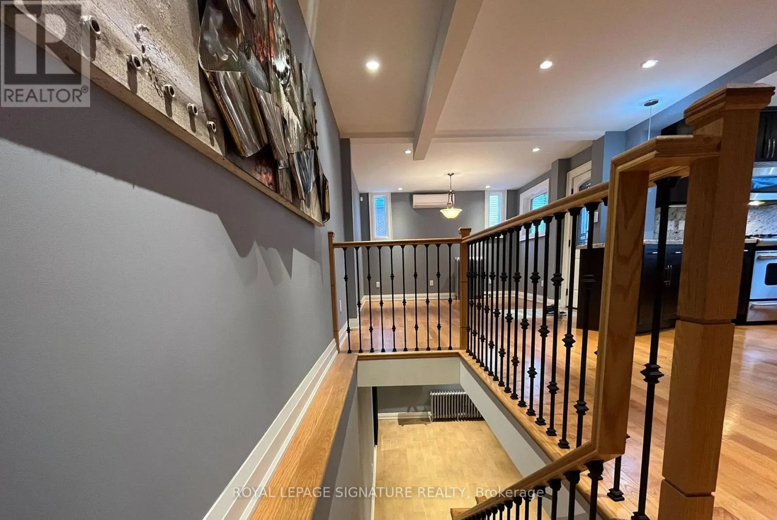 23 ABBS STREET