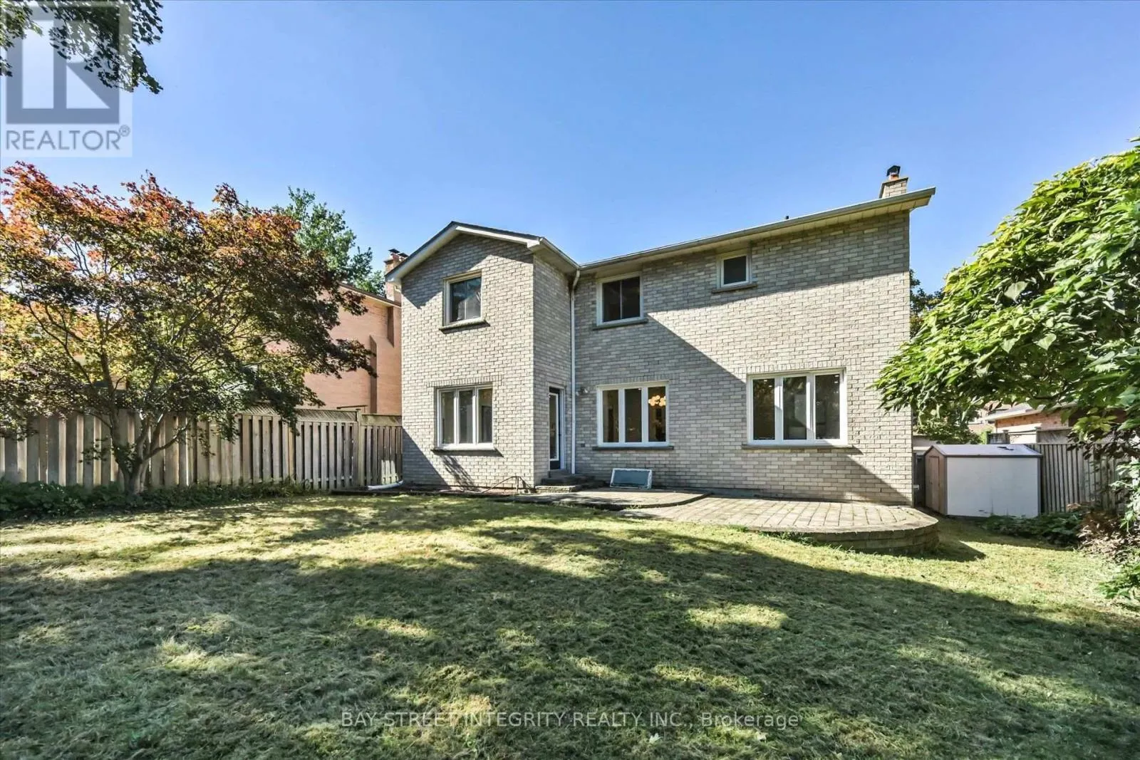 1906 STONEYBROOK COURT