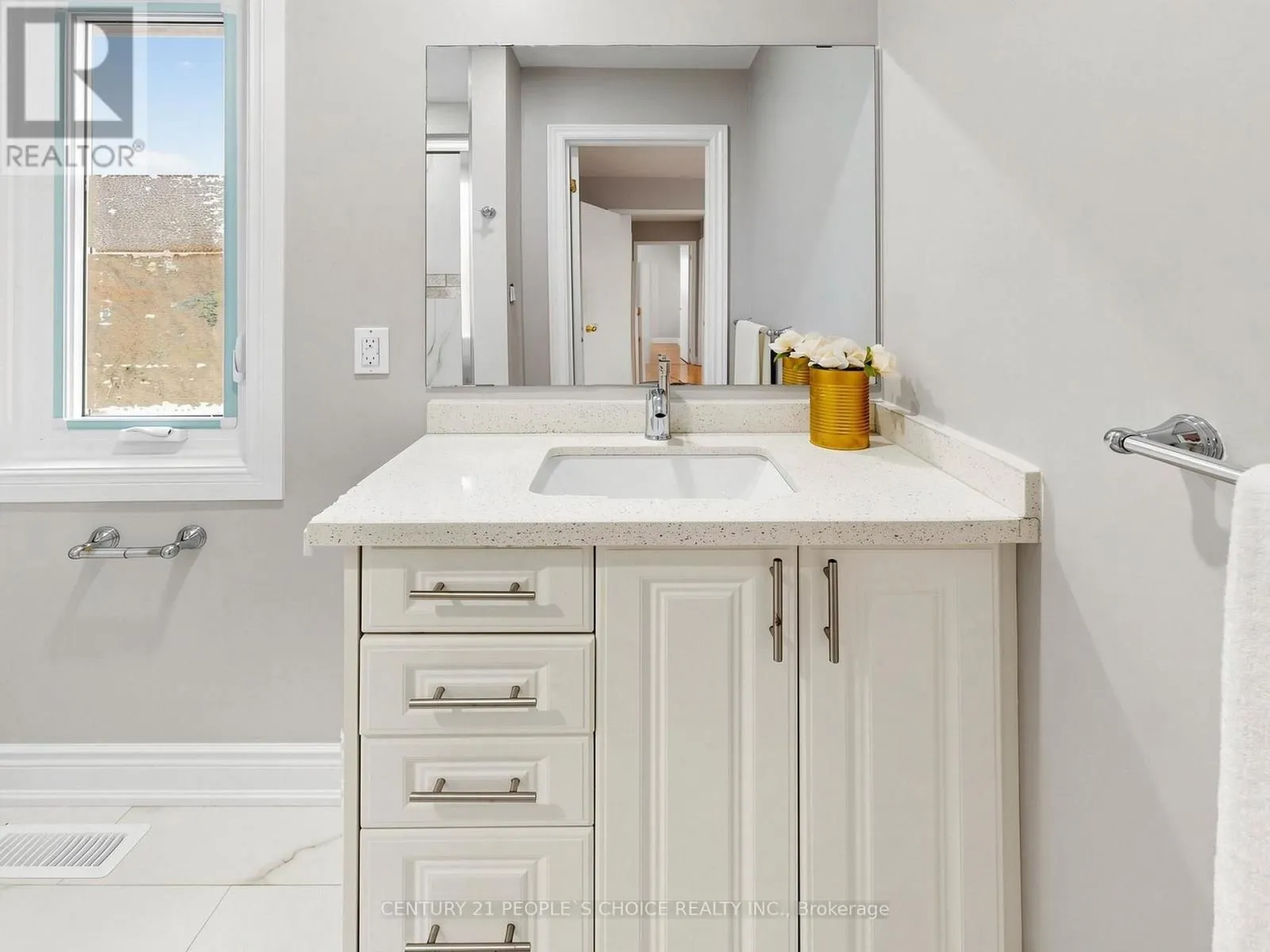 1125 IVANDALE DRIVE