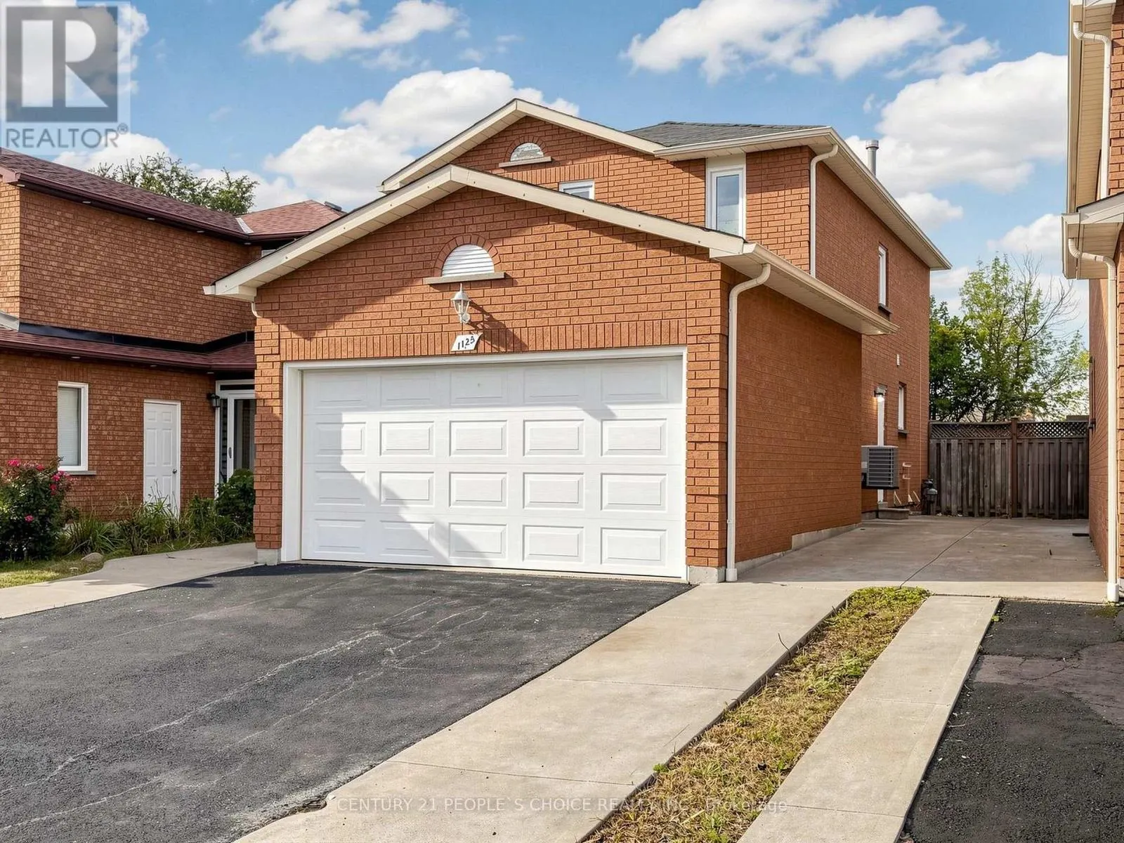 1125 IVANDALE DRIVE