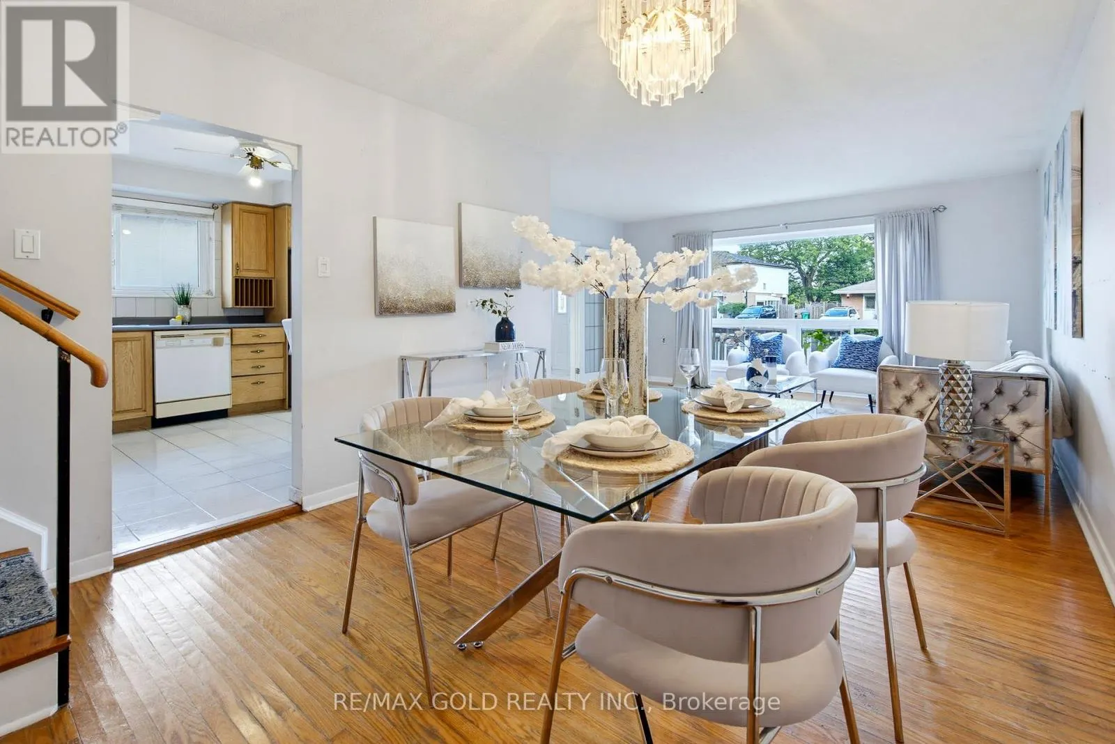 64 DONCASTER ROAD