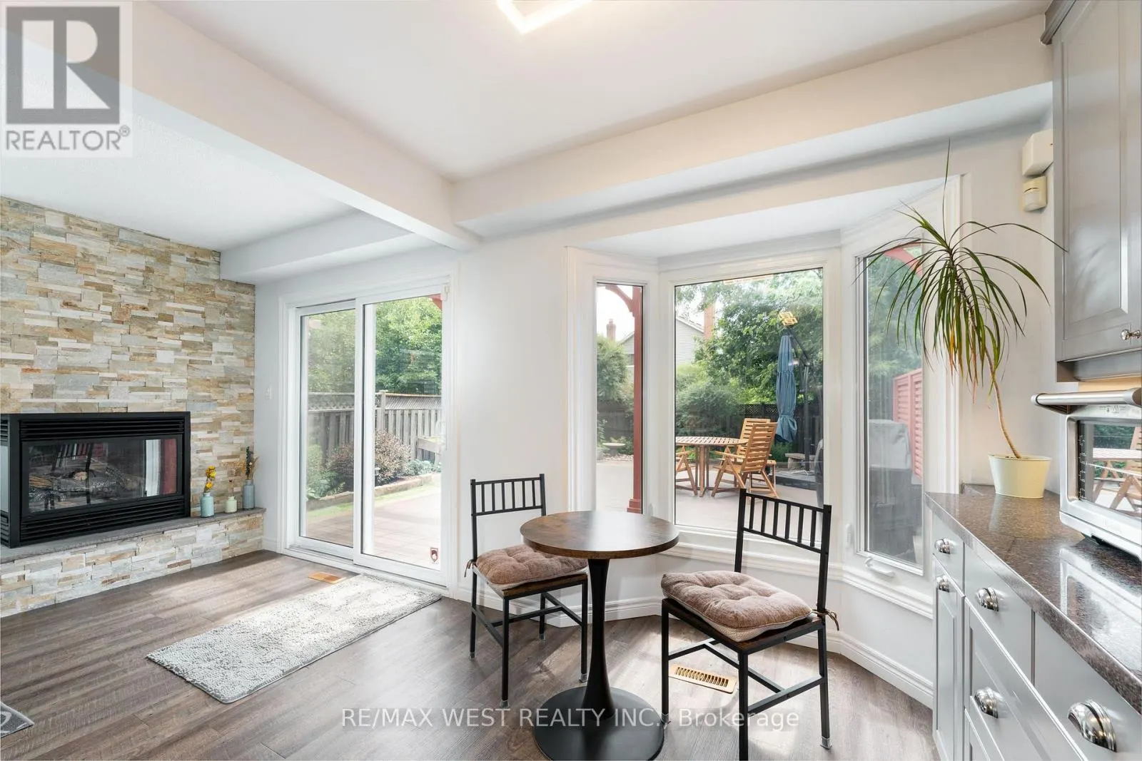 3126 AUGUSTA DRIVE