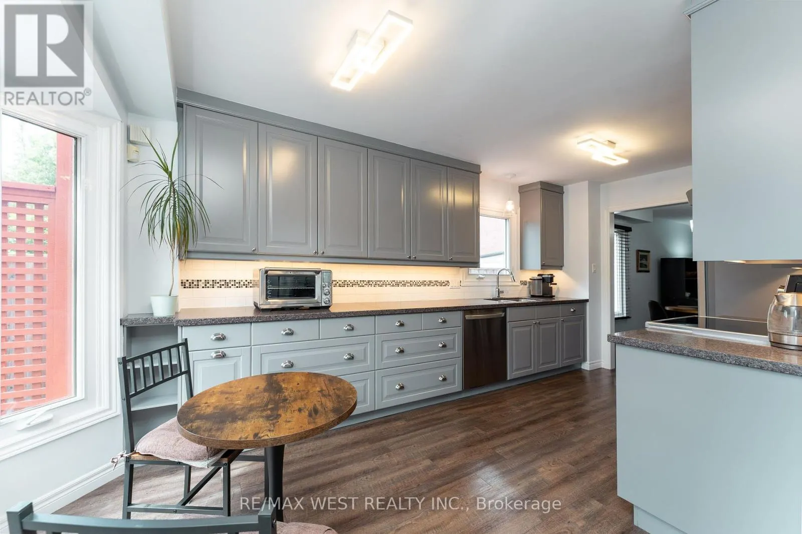 3126 AUGUSTA DRIVE