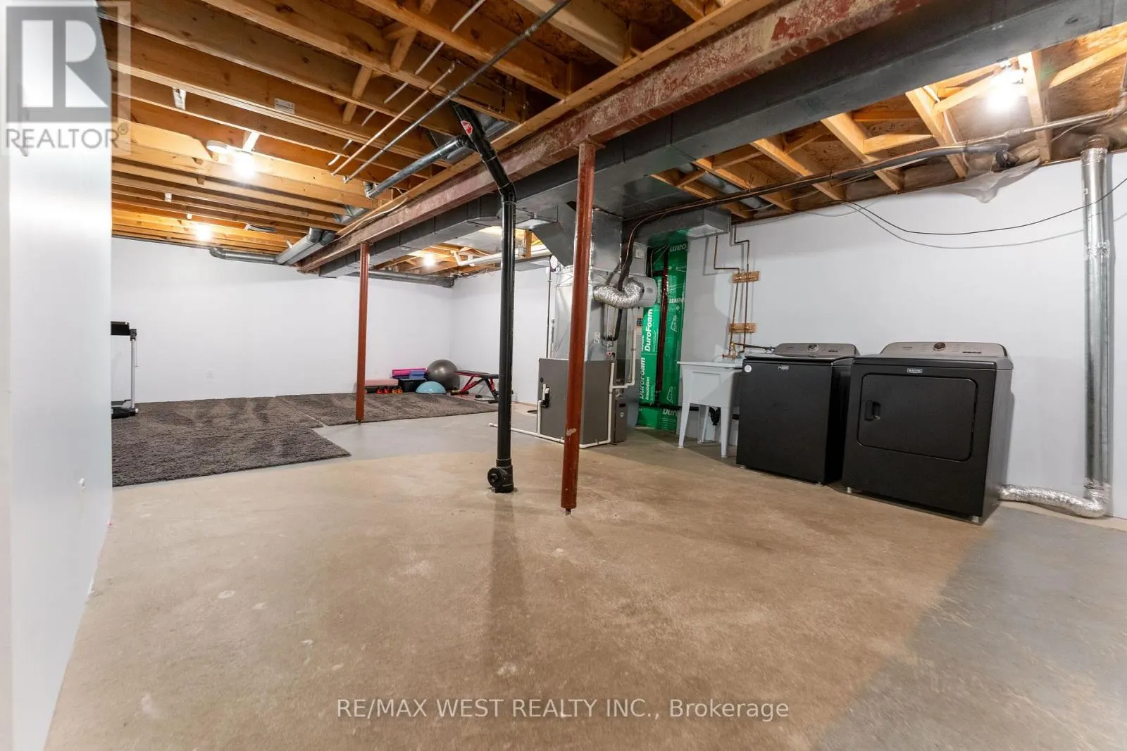 3126 AUGUSTA DRIVE