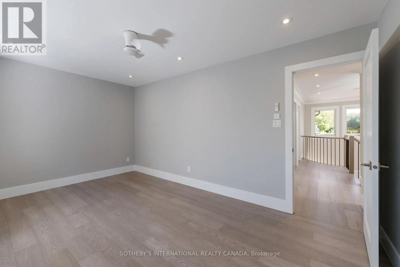 1816 PADDOCK CRESCENT