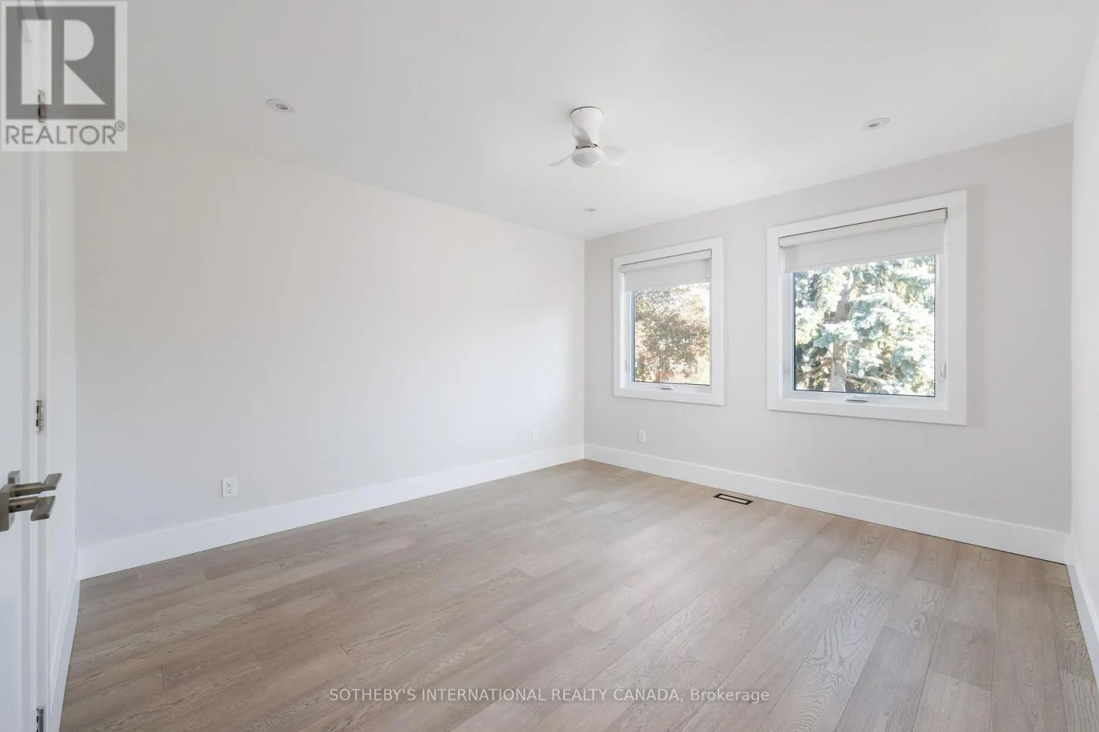 1816 PADDOCK CRESCENT