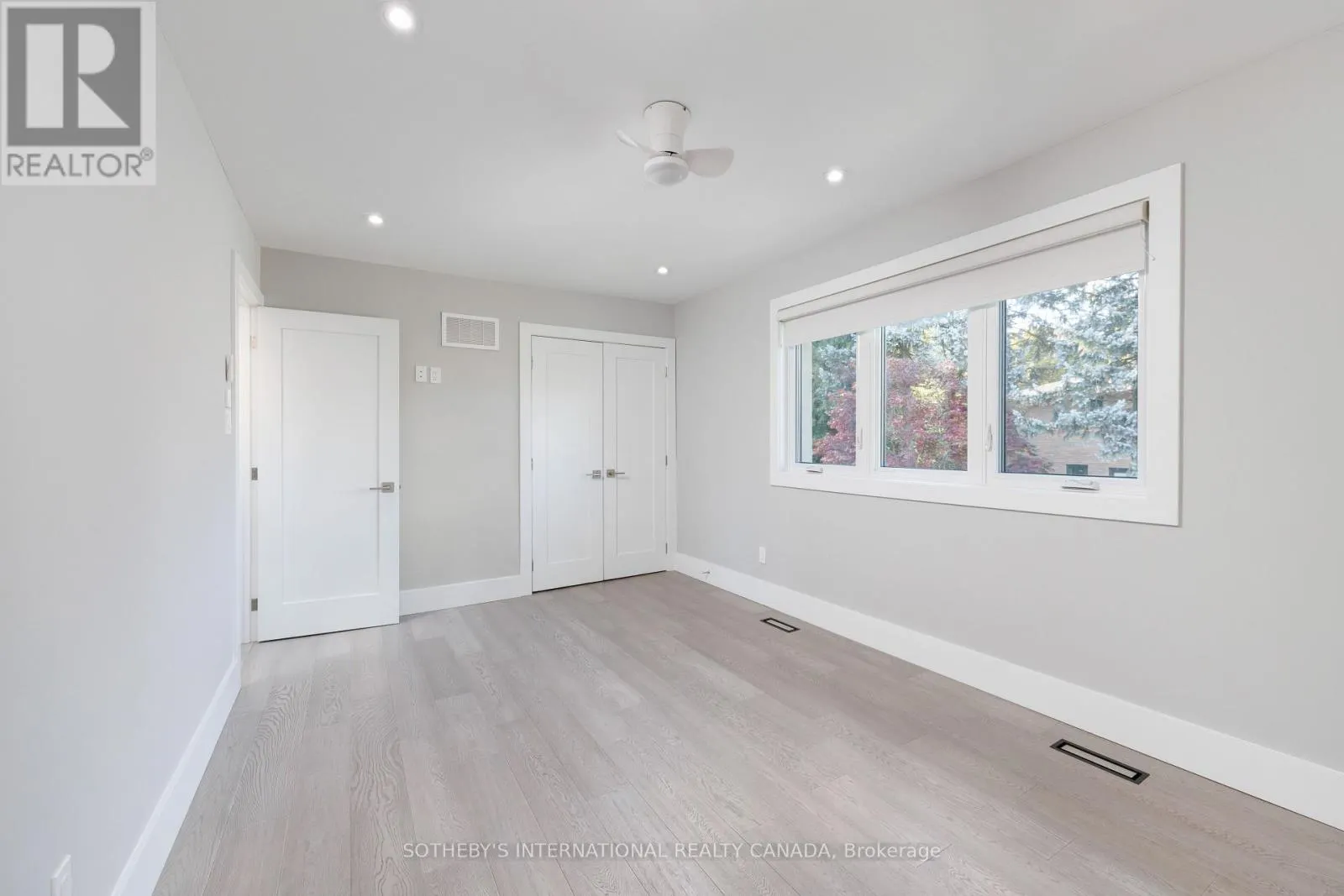 1816 PADDOCK CRESCENT