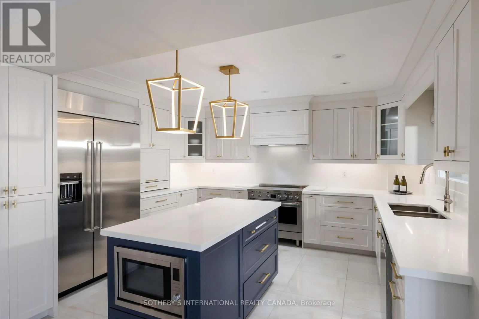 1816 PADDOCK CRESCENT