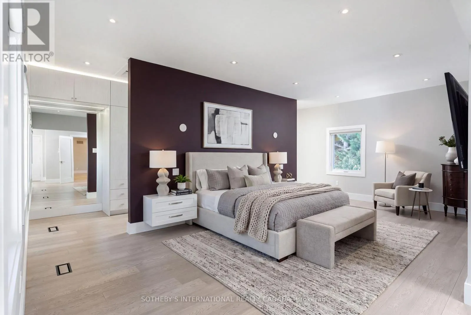 1816 PADDOCK CRESCENT