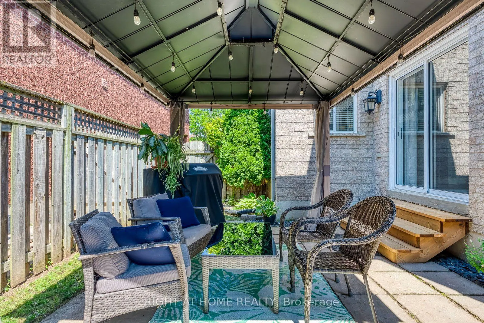 2416 LAZIO LANE