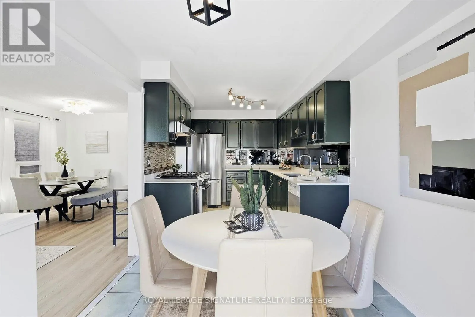 106 HEARTLEAF CRESCENT