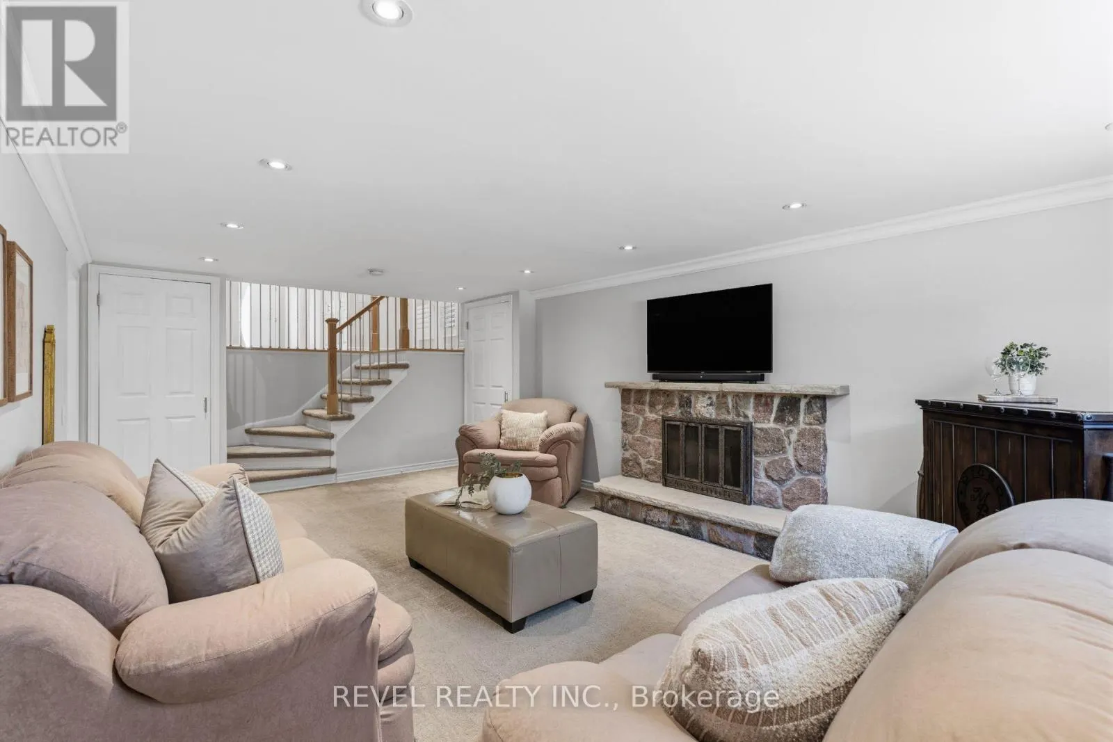 23 RIVER VIEW DRIVE