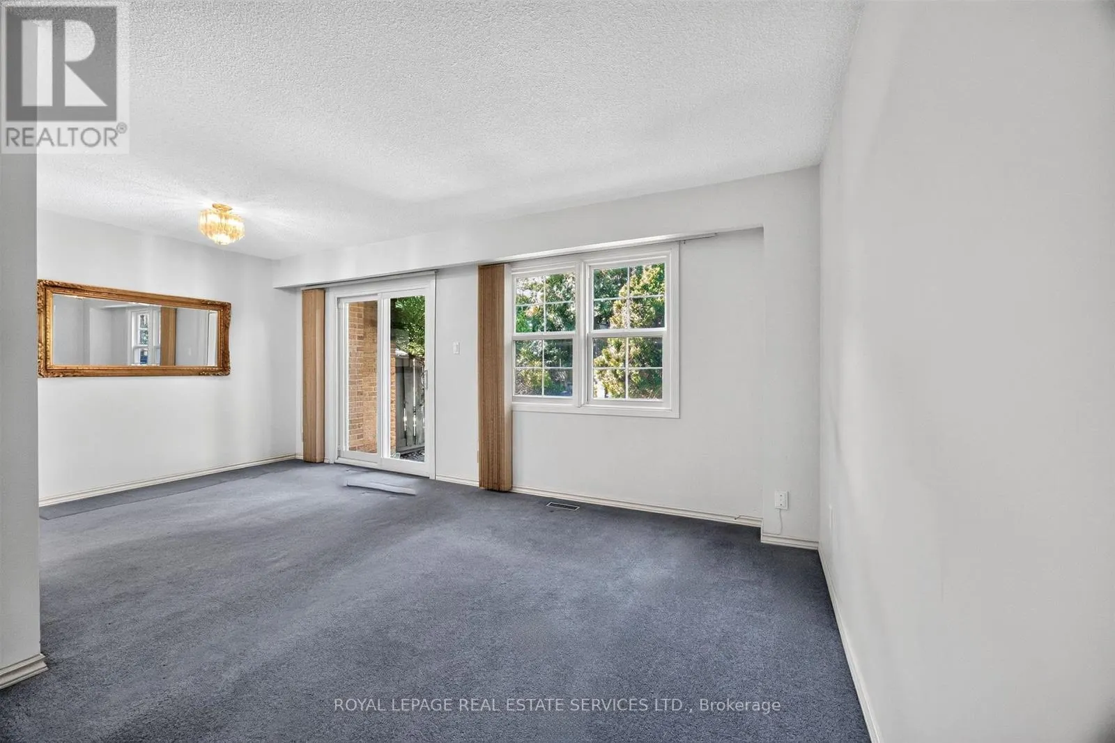 86 - 1951 RATHBURN ROAD E