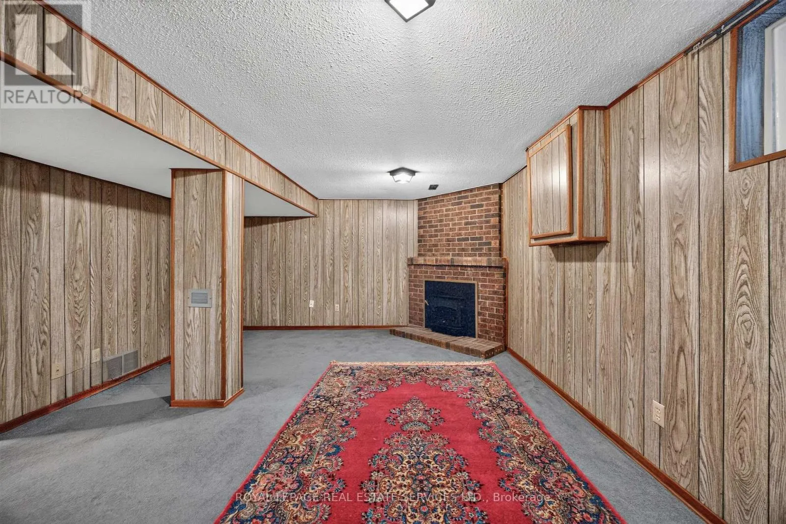 86 - 1951 RATHBURN ROAD E