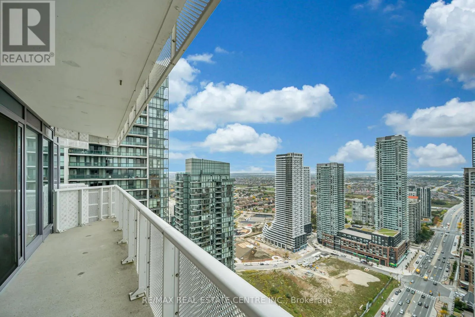 3803 - 4065 CONFEDERATION PARKWAY N