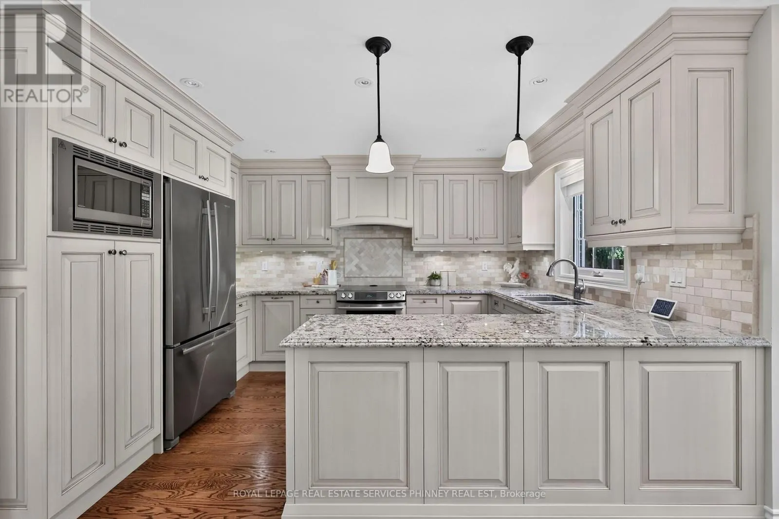 3453 SAWMILL VALLEY DRIVE