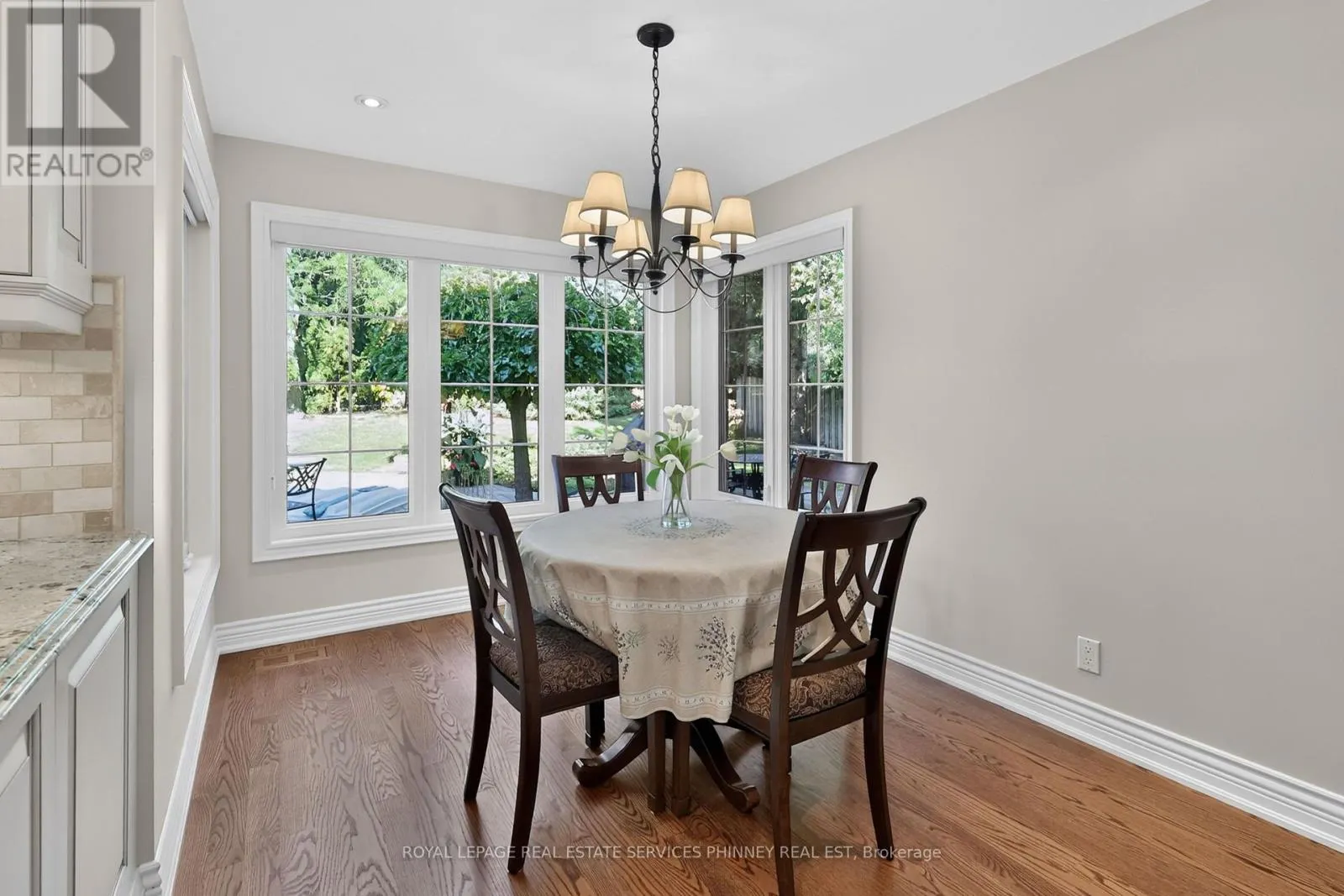 3453 SAWMILL VALLEY DRIVE