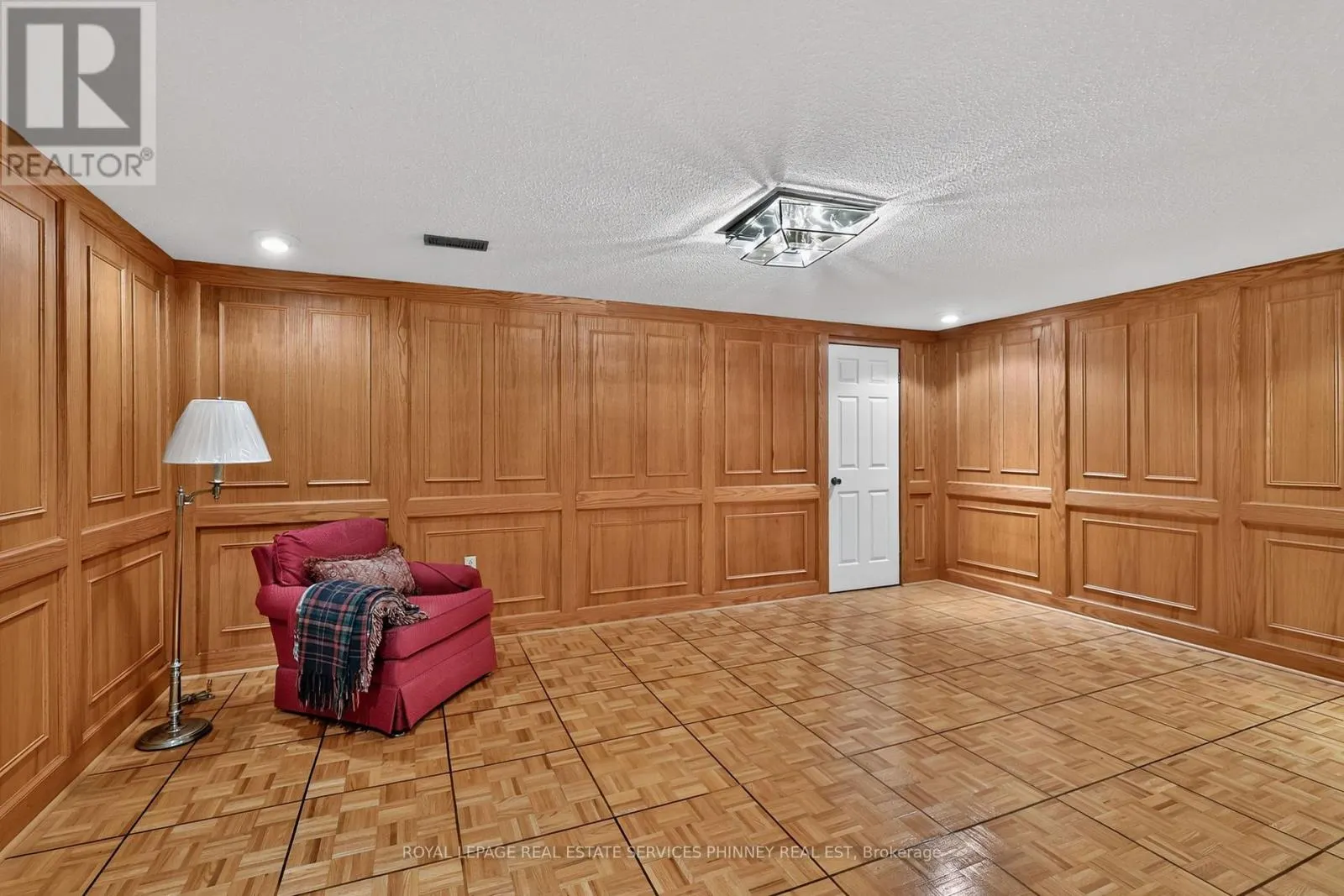 3453 SAWMILL VALLEY DRIVE