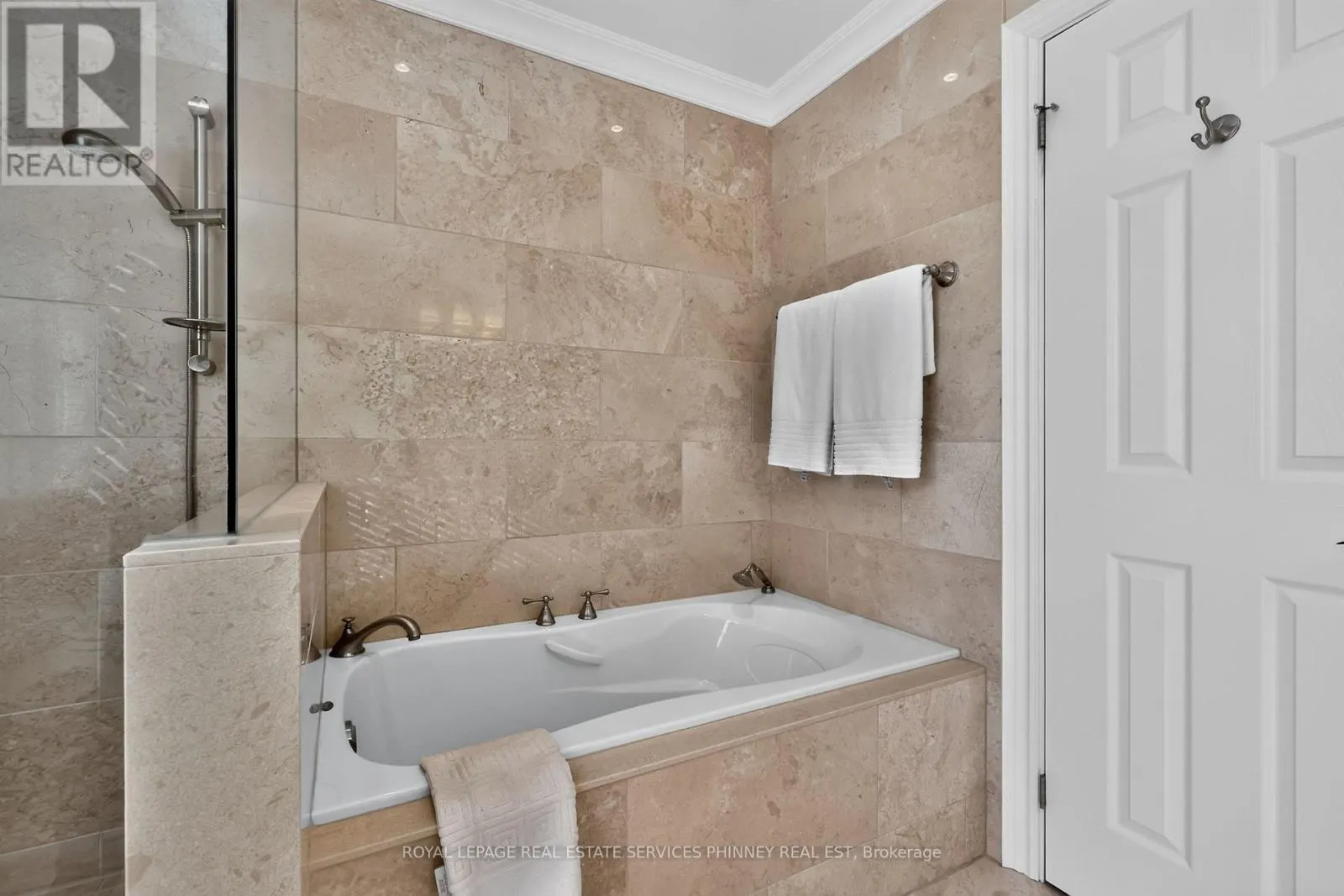 3453 SAWMILL VALLEY DRIVE