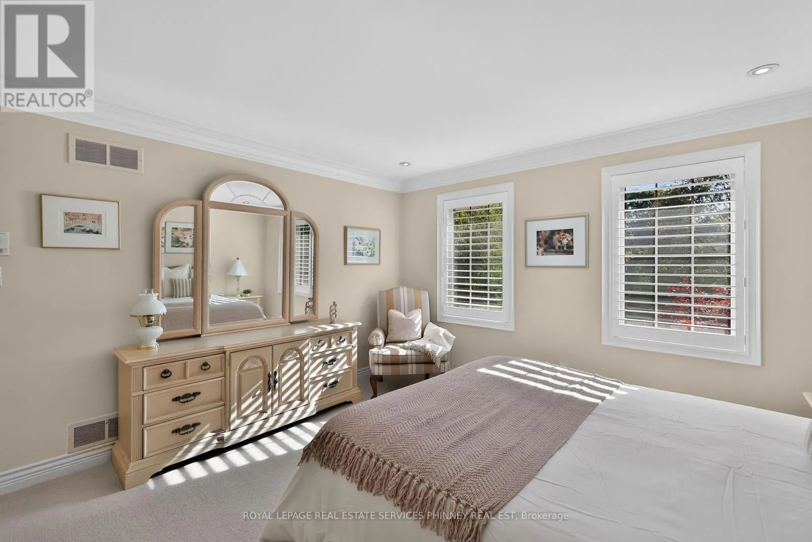 3453 SAWMILL VALLEY DRIVE