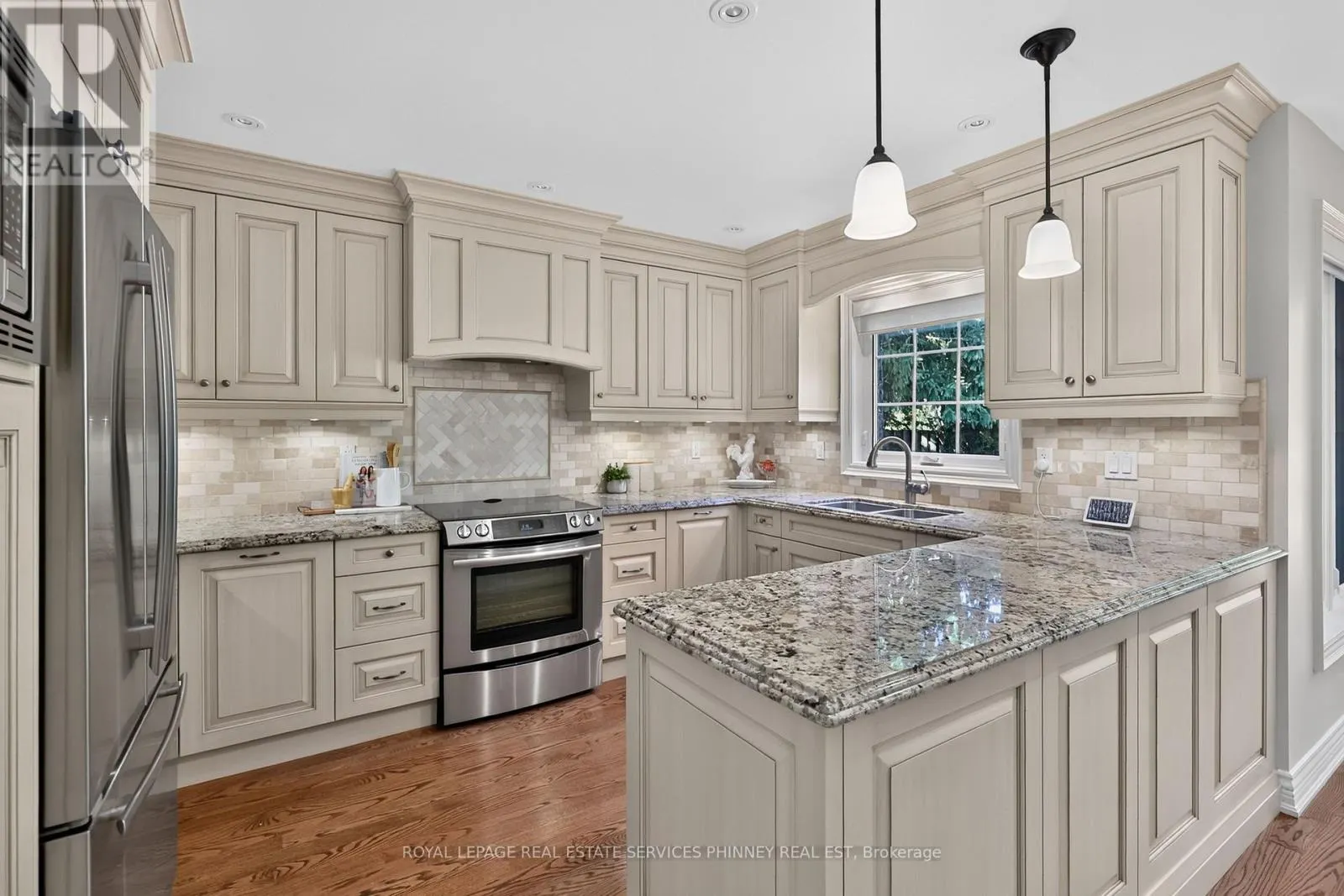 3453 SAWMILL VALLEY DRIVE