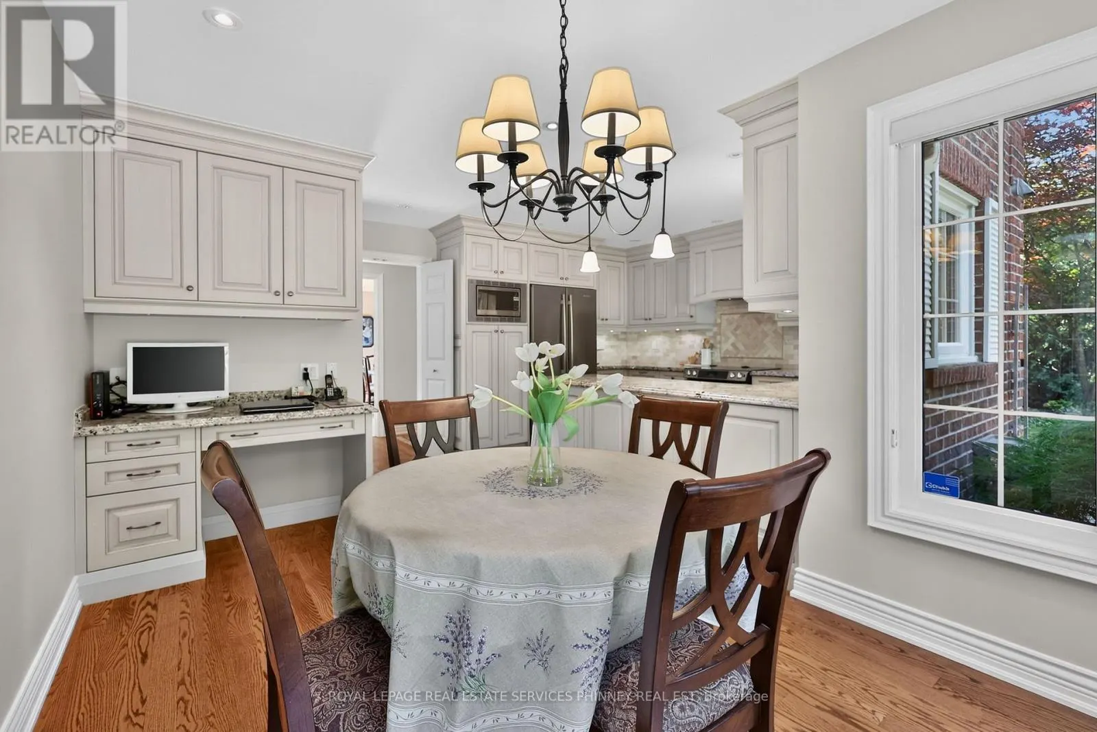 3453 SAWMILL VALLEY DRIVE