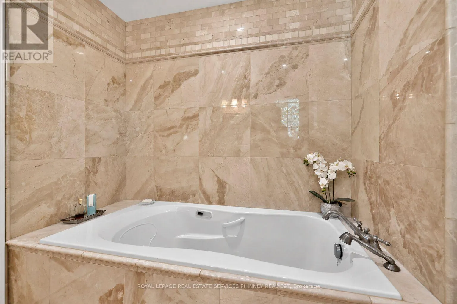 3453 SAWMILL VALLEY DRIVE