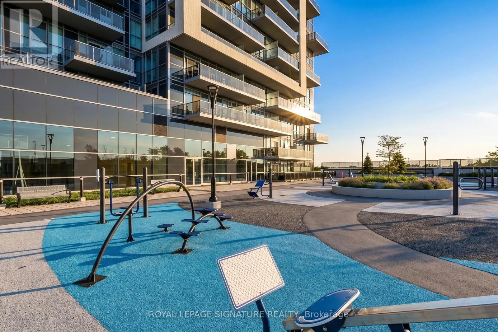 505 - 2081 FAIRVIEW STREET