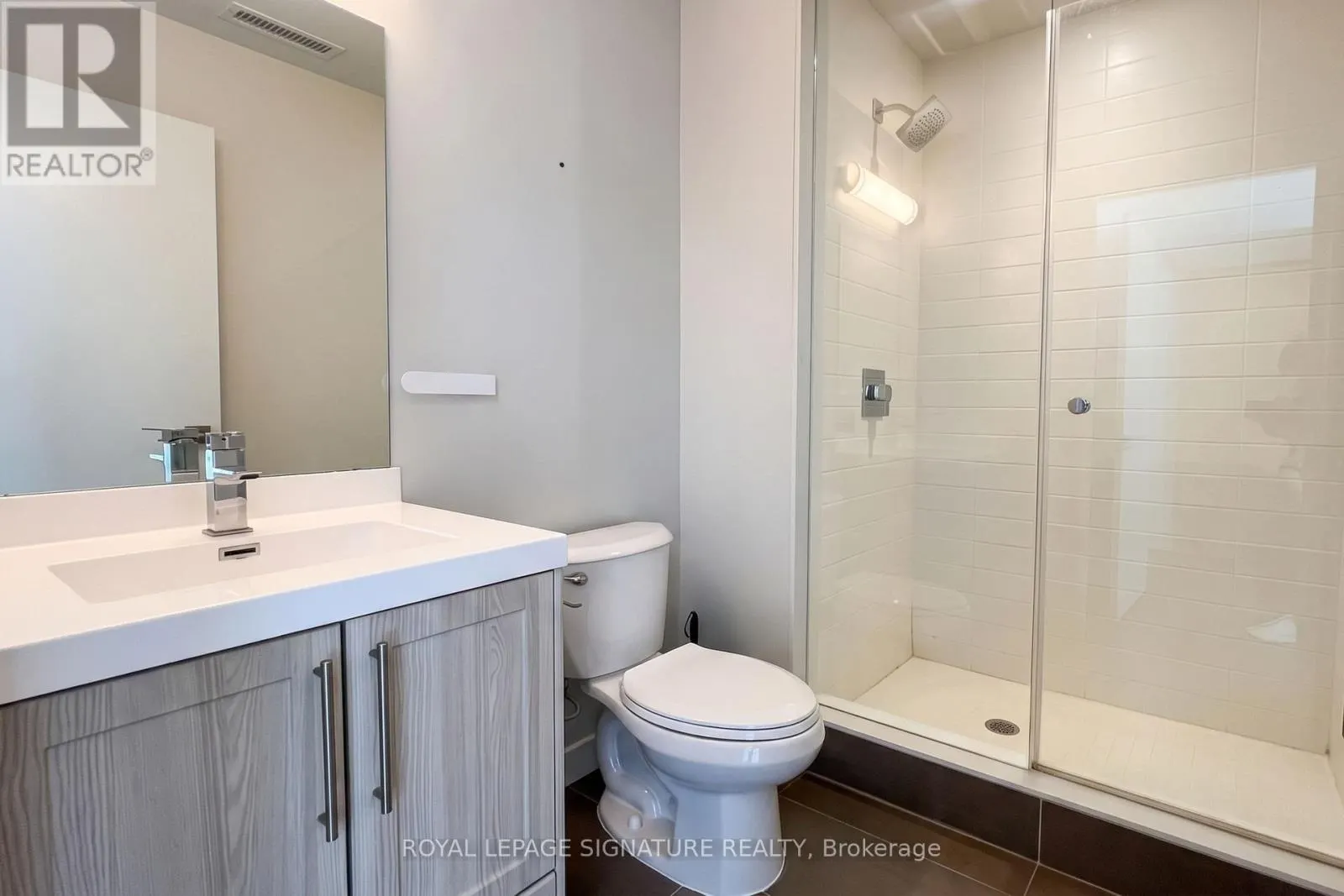 505 - 2081 FAIRVIEW STREET