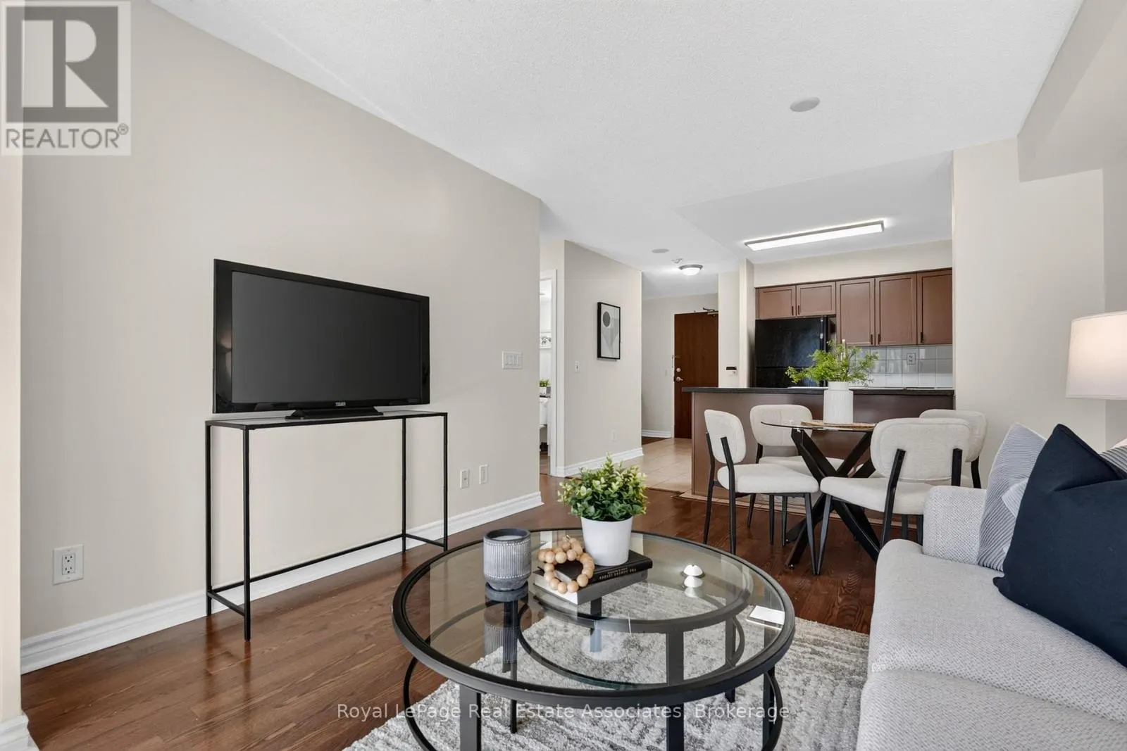 1804 - 5 MICHAEL POWER PLACE