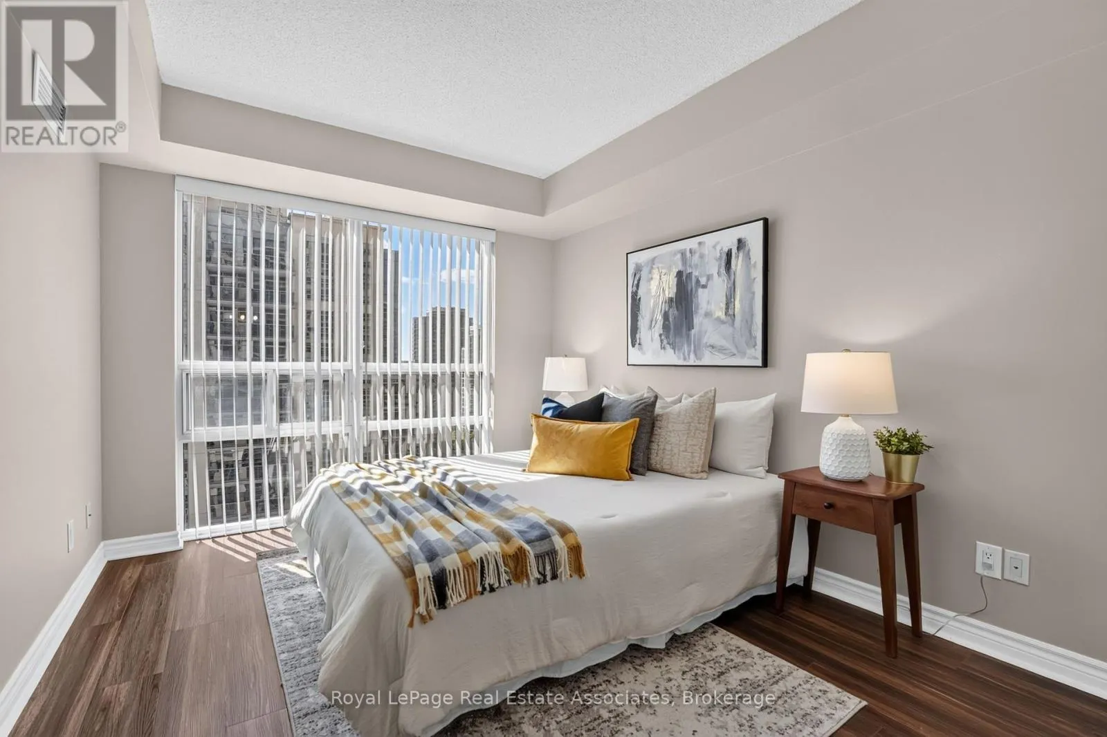 1804 - 5 MICHAEL POWER PLACE