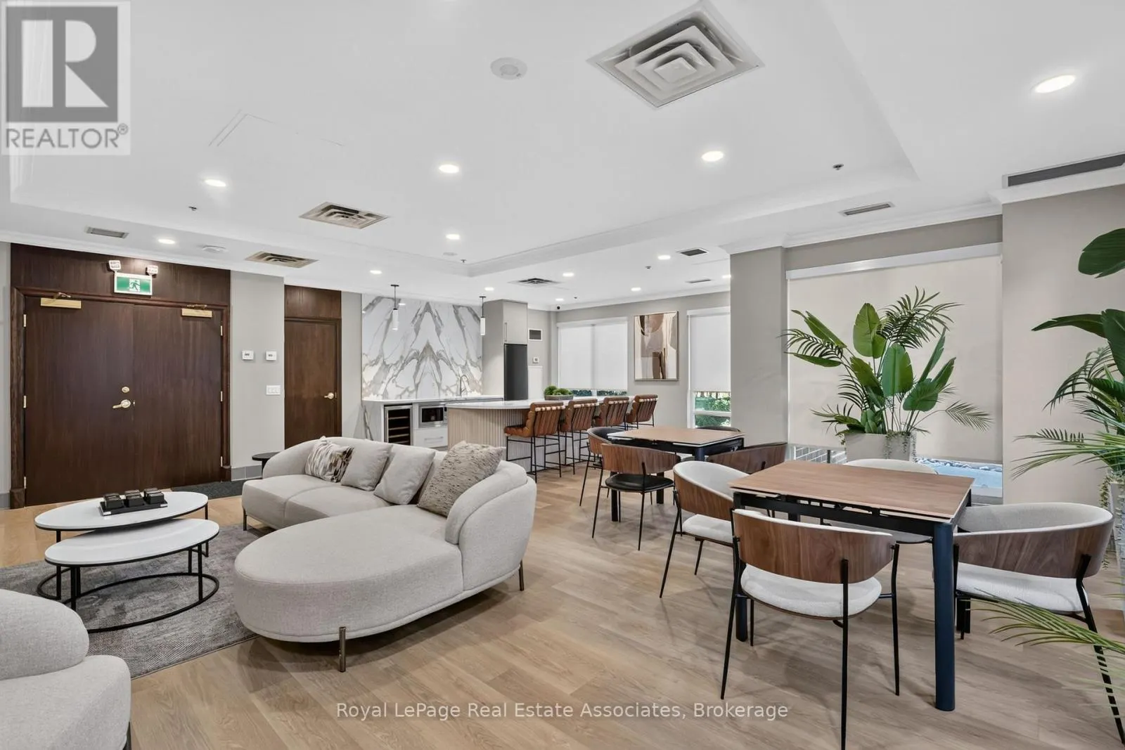 1804 - 5 MICHAEL POWER PLACE