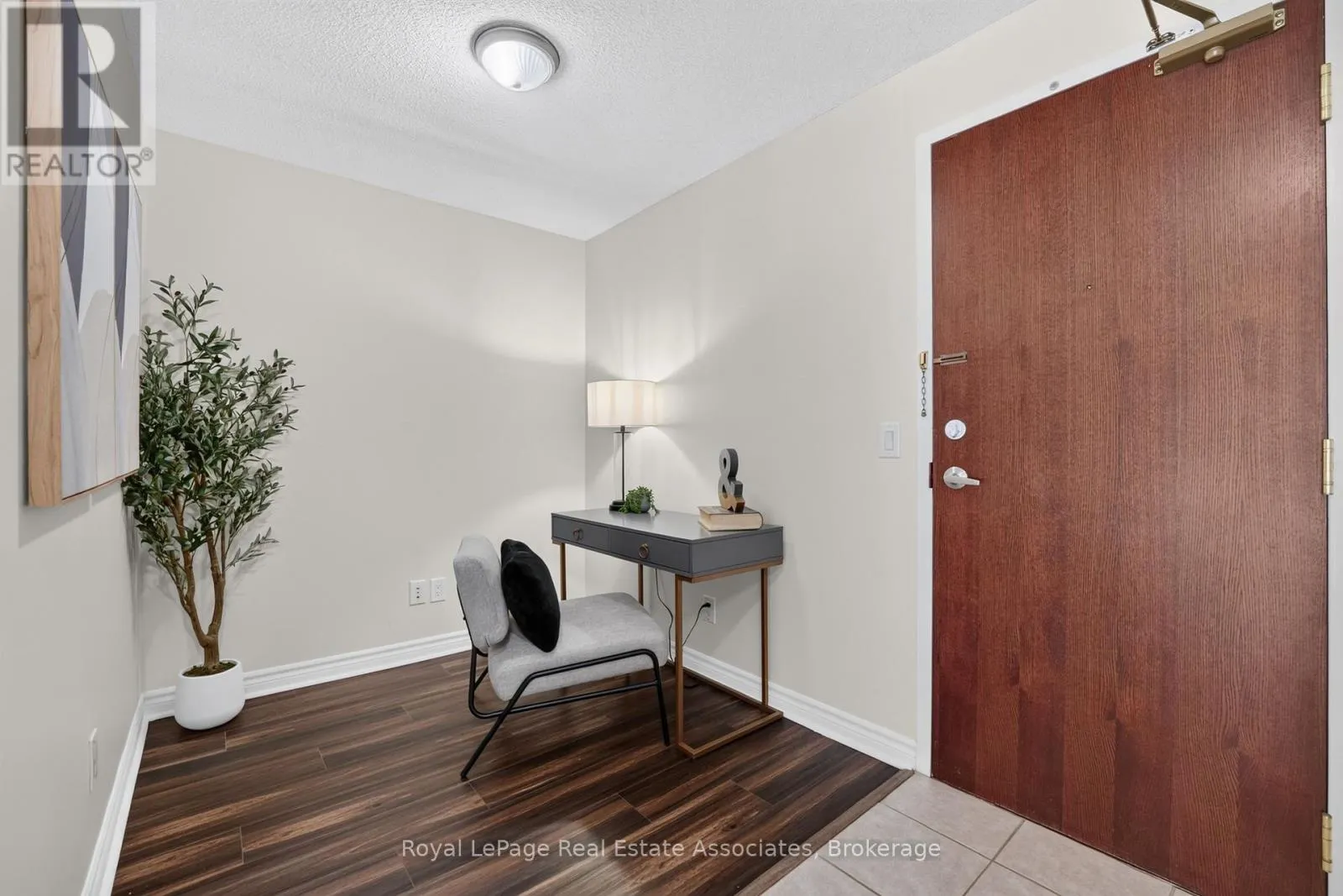 1804 - 5 MICHAEL POWER PLACE