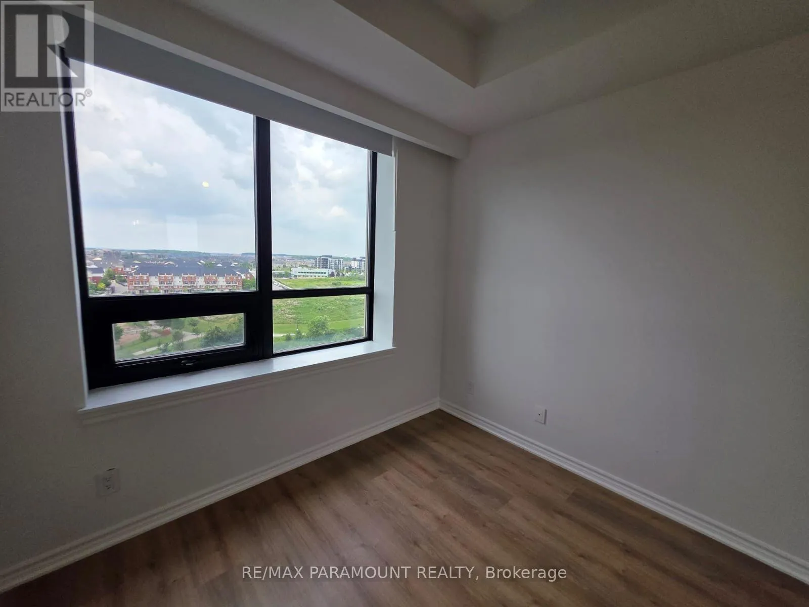 1102 - 2325 CENTRAL PARK DRIVE