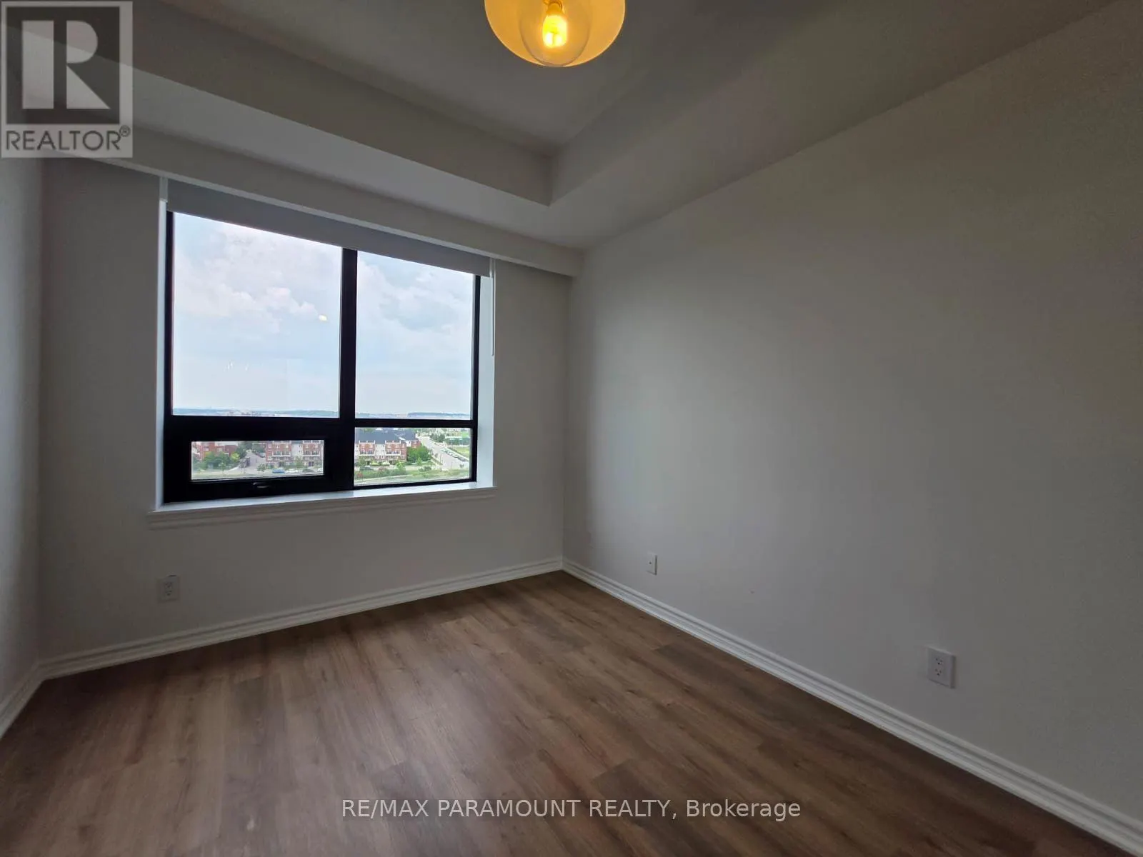 1102 - 2325 CENTRAL PARK DRIVE