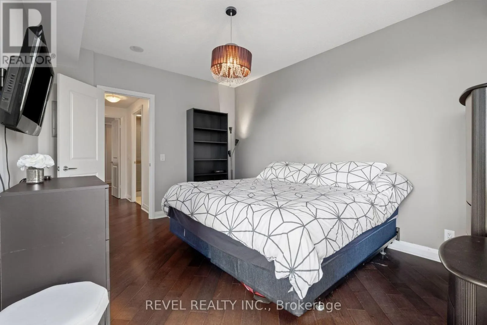 511 - 1055 SOUTHDOWN ROAD