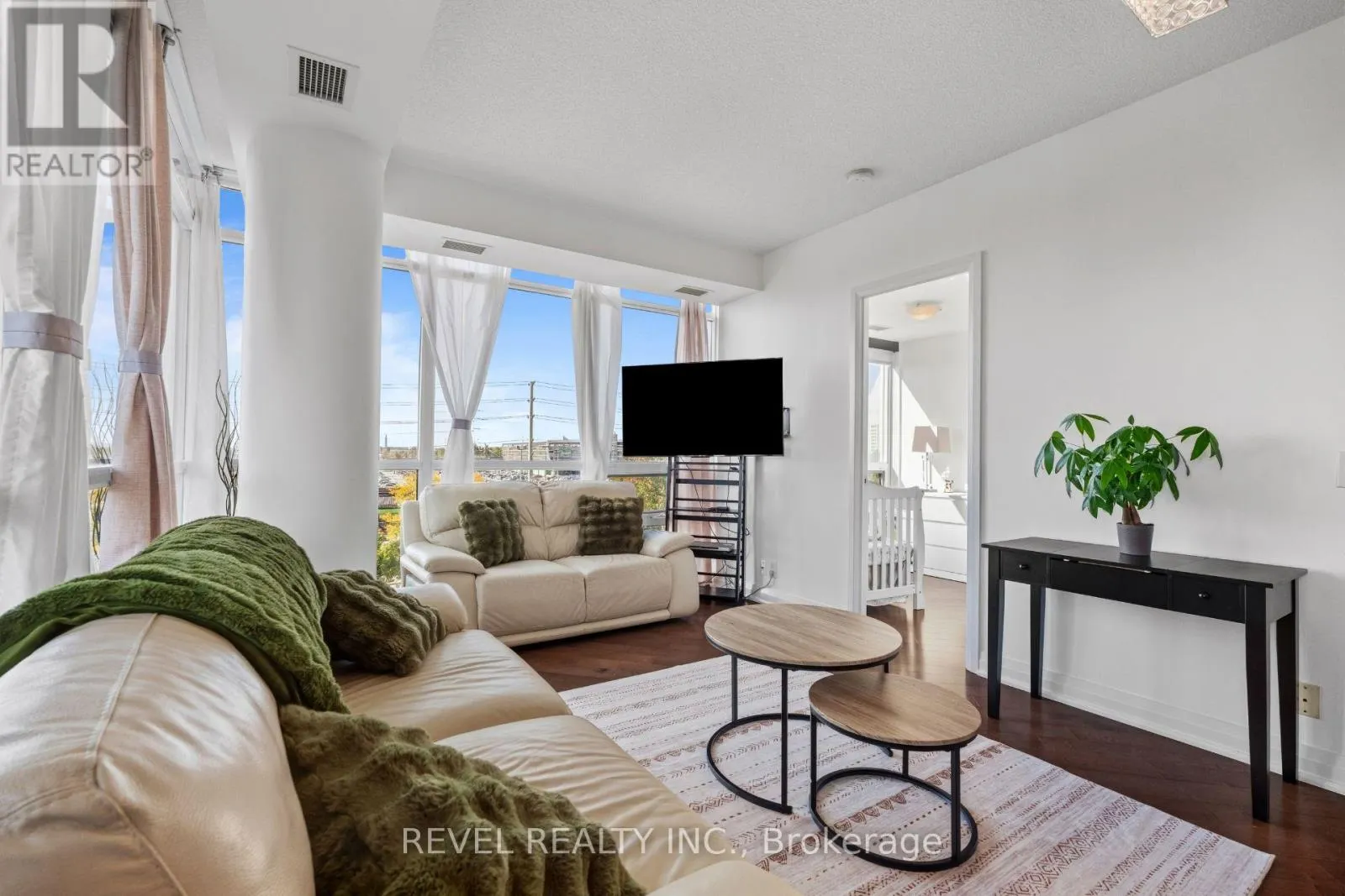 511 - 1055 SOUTHDOWN ROAD