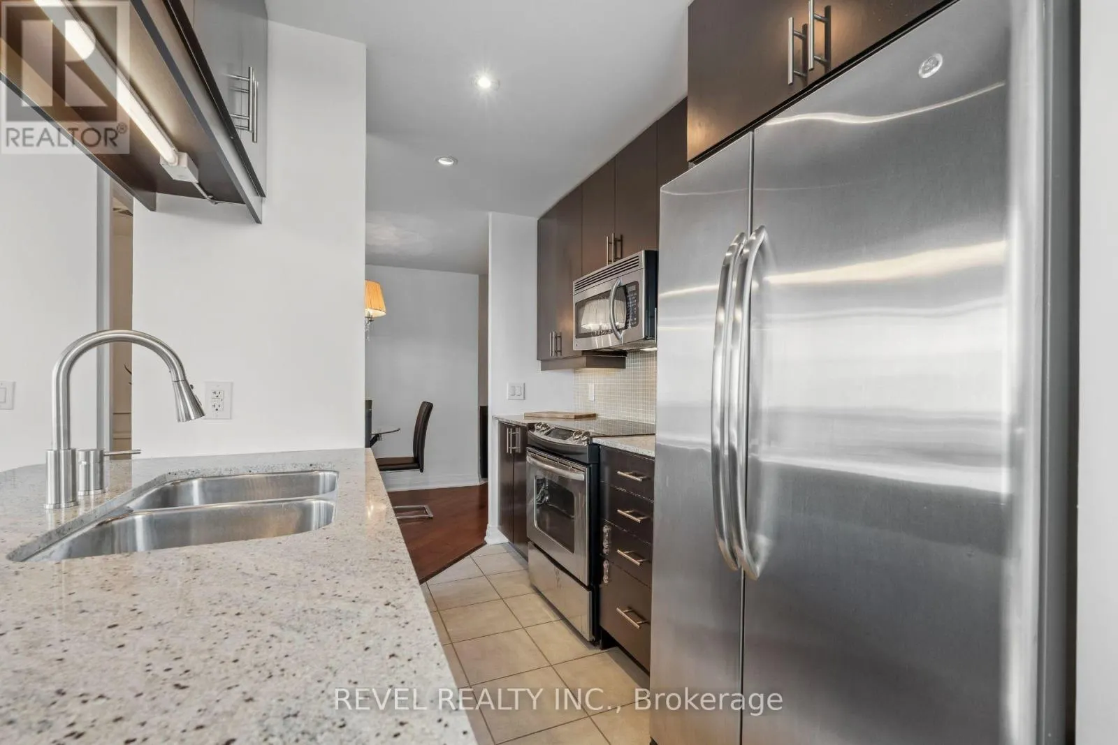 511 - 1055 SOUTHDOWN ROAD