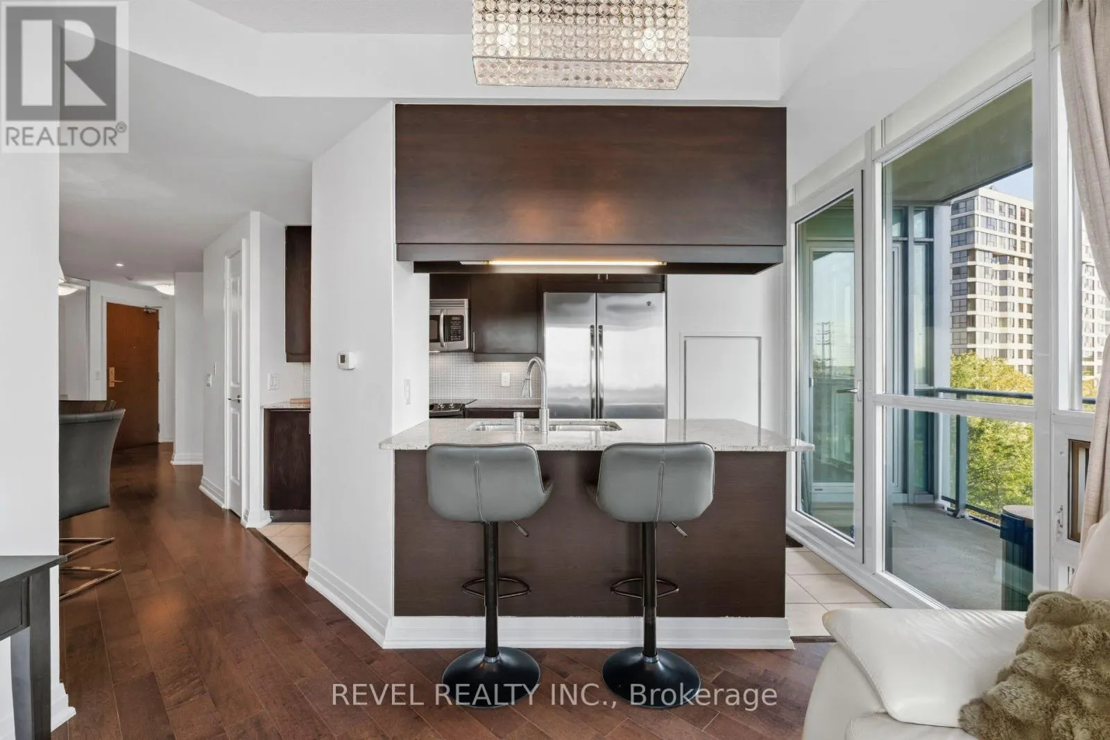 511 - 1055 SOUTHDOWN ROAD
