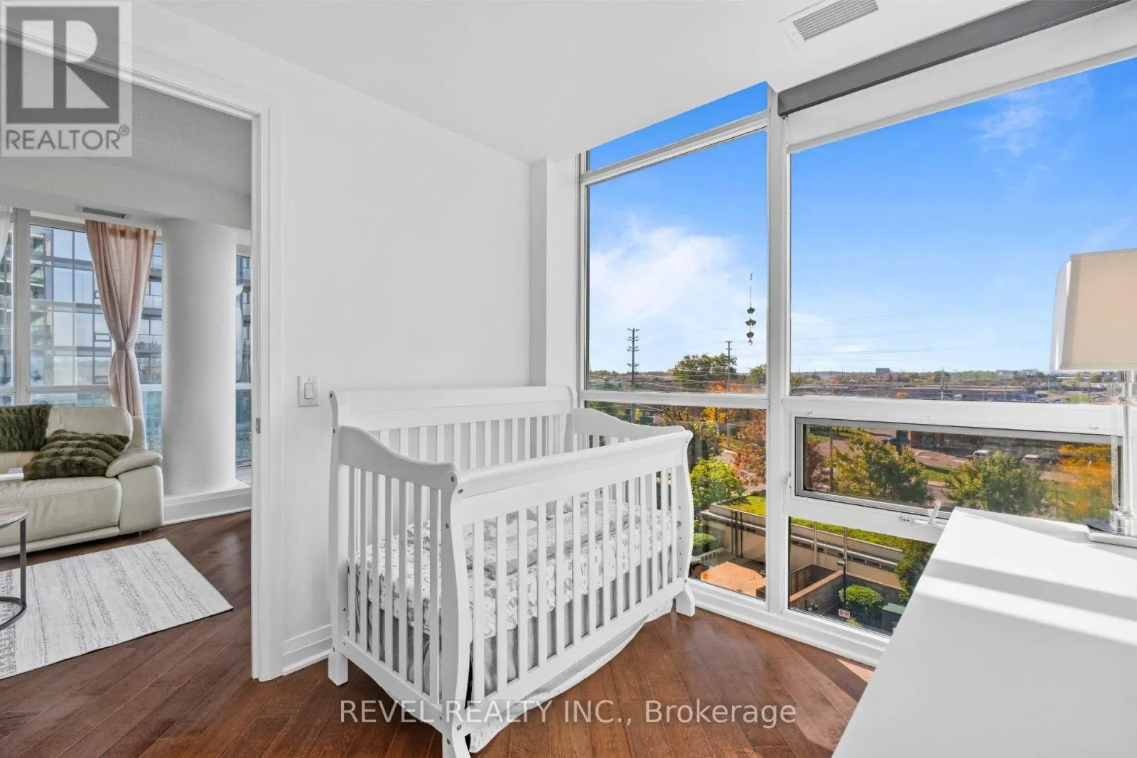 511 - 1055 SOUTHDOWN ROAD