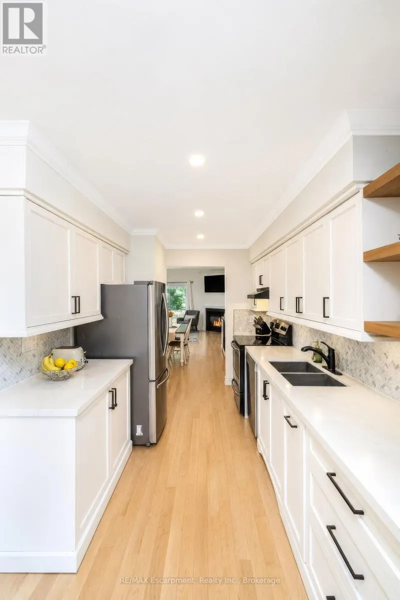 218 - 2110 CLEAVER AVENUE #218
