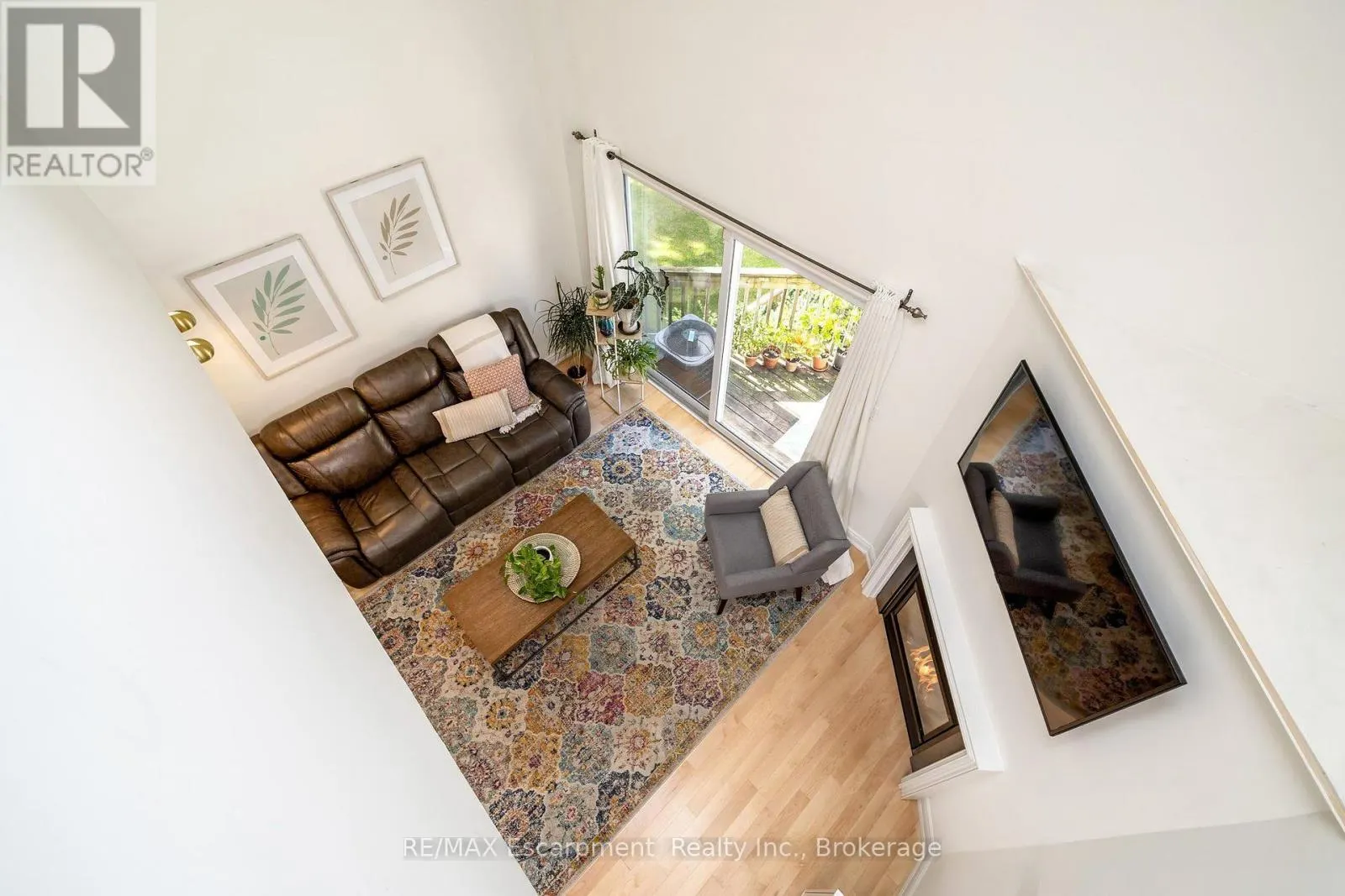 218 - 2110 CLEAVER AVENUE #218