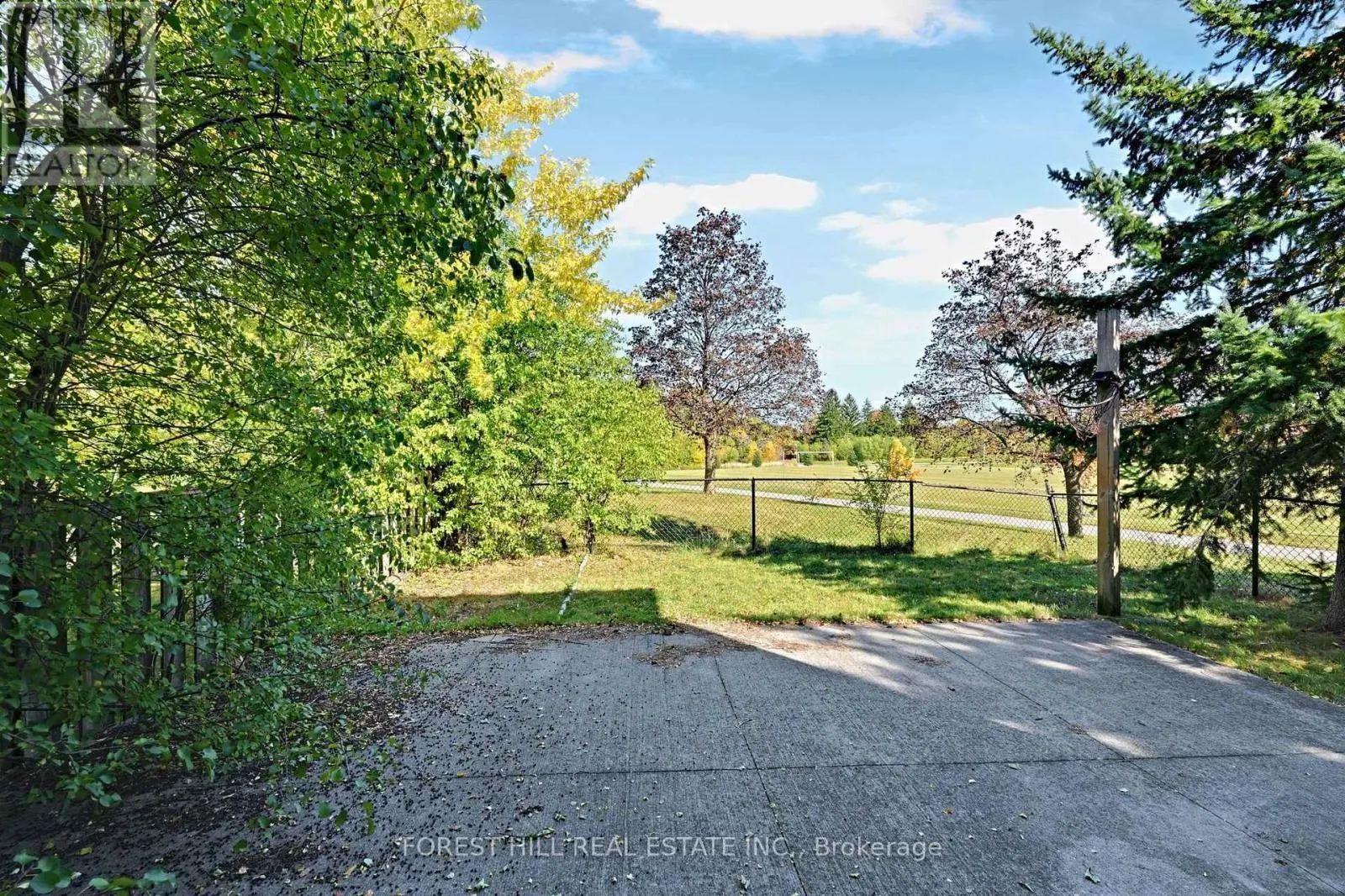 27 SATURN DRIVE