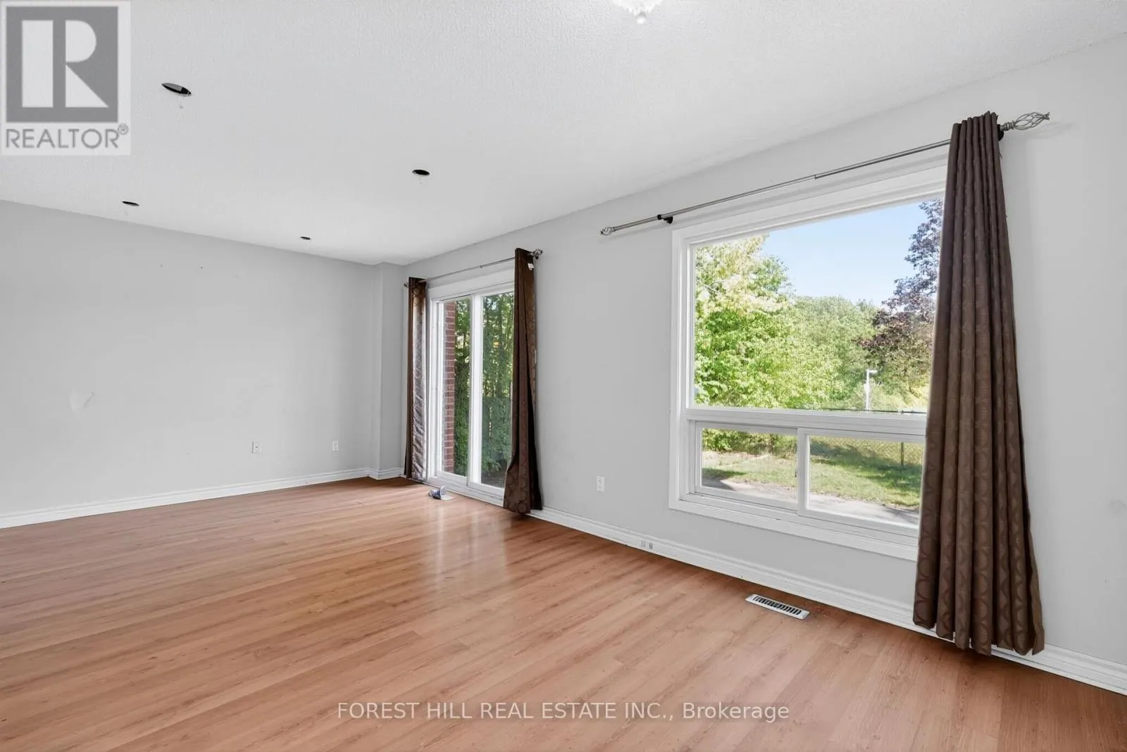 27 SATURN DRIVE