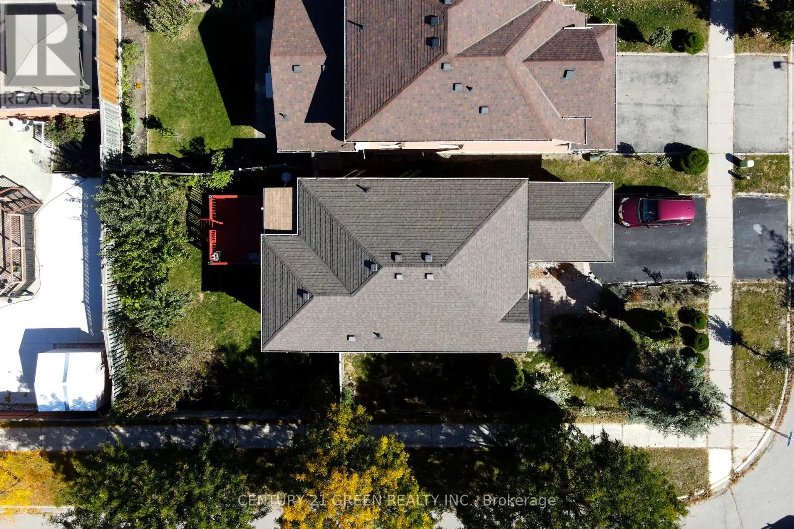 836 AVOCADO CRESCENT
