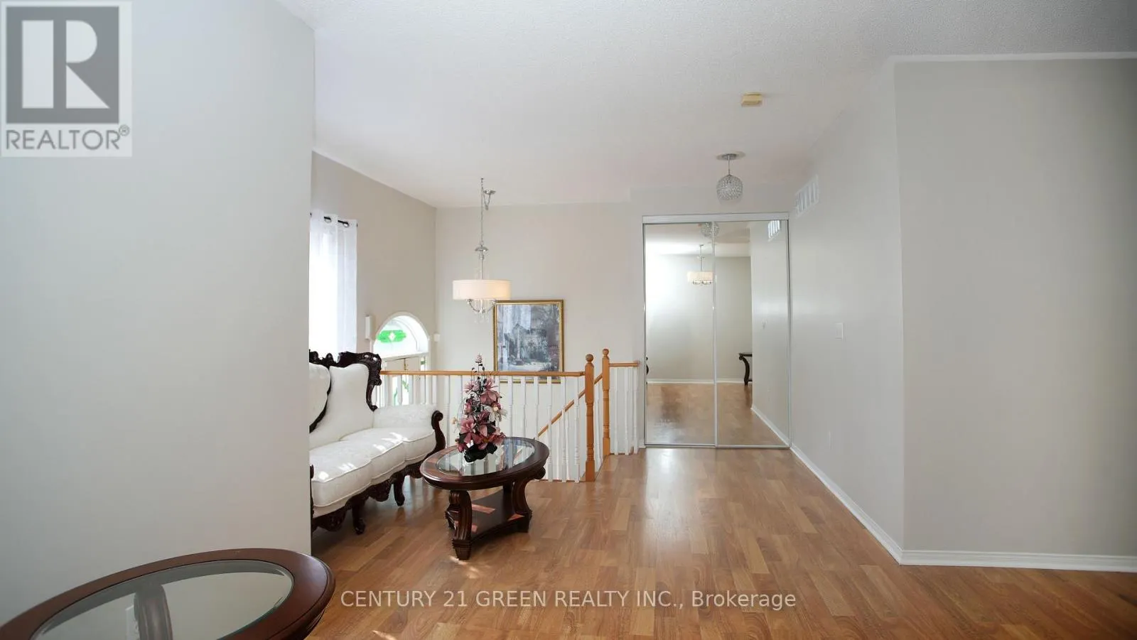 836 AVOCADO CRESCENT
