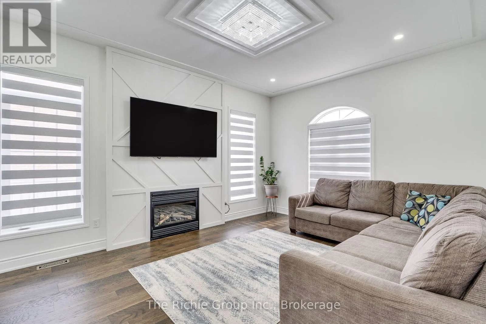 59 TARQUINI CRESCENT